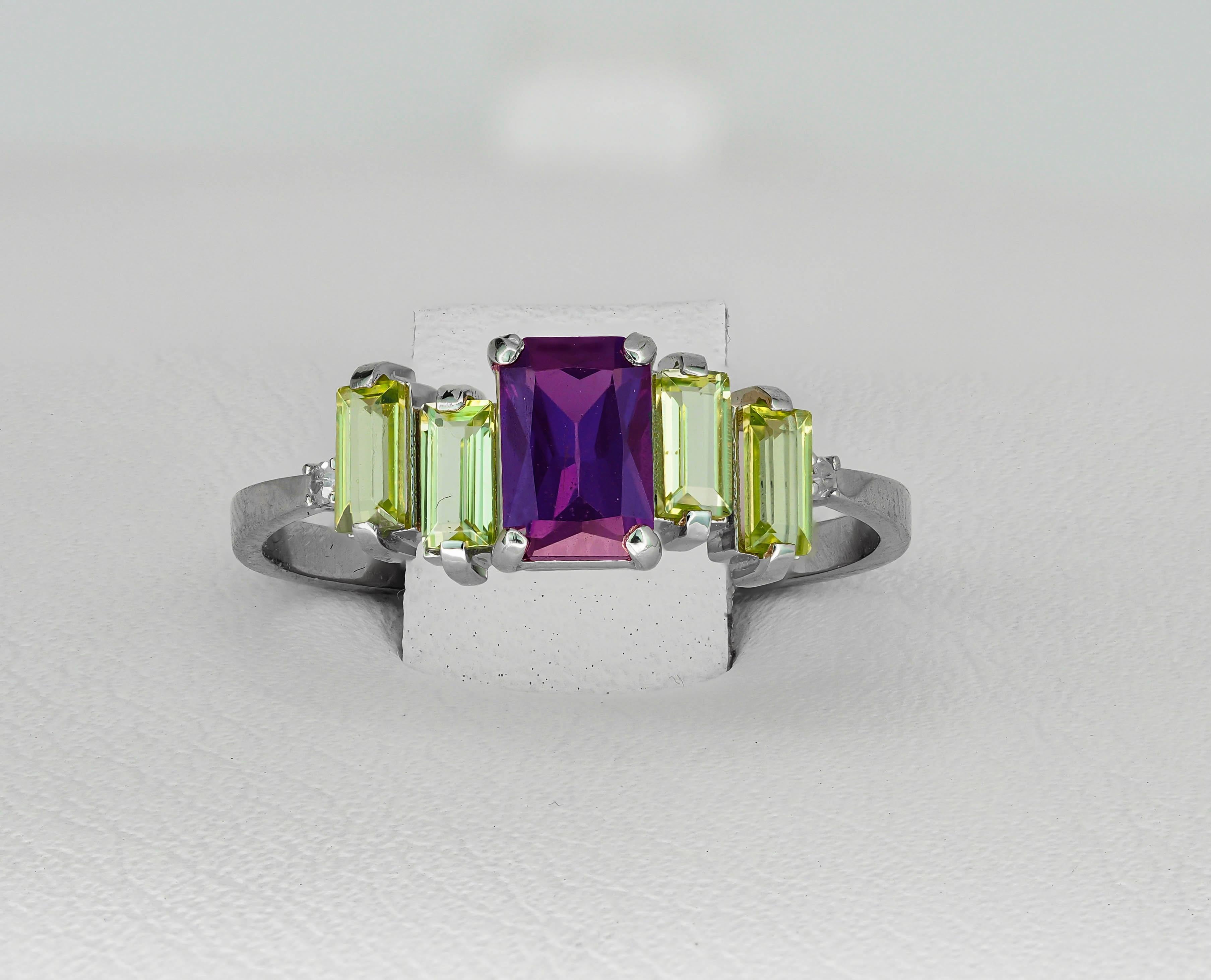 For Sale:  Amethyst and Peridot 14k Gold Ring 7