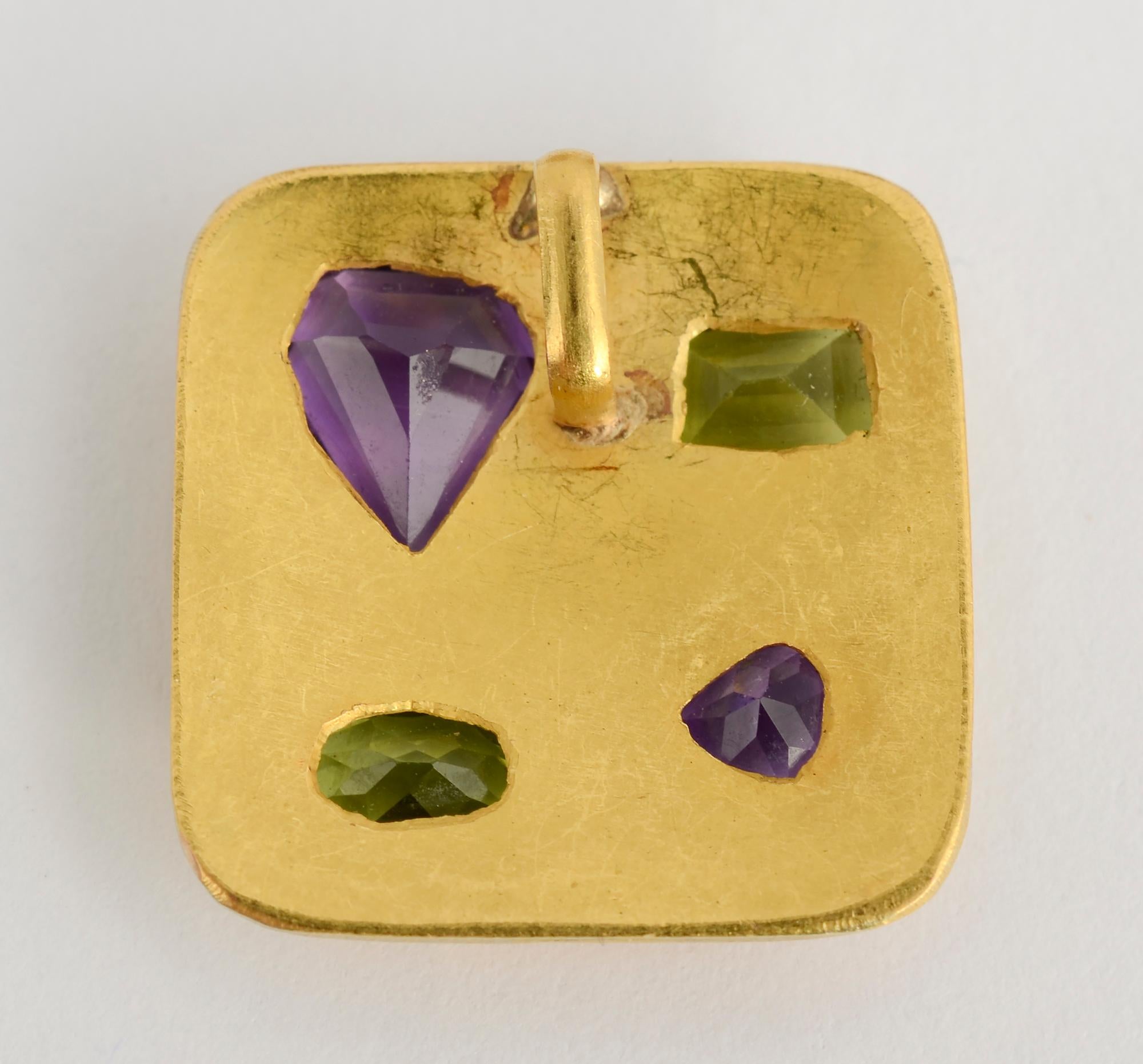 Amethyst and Peridot Gold Earrings and Pendant In Excellent Condition For Sale In Darnestown, MD