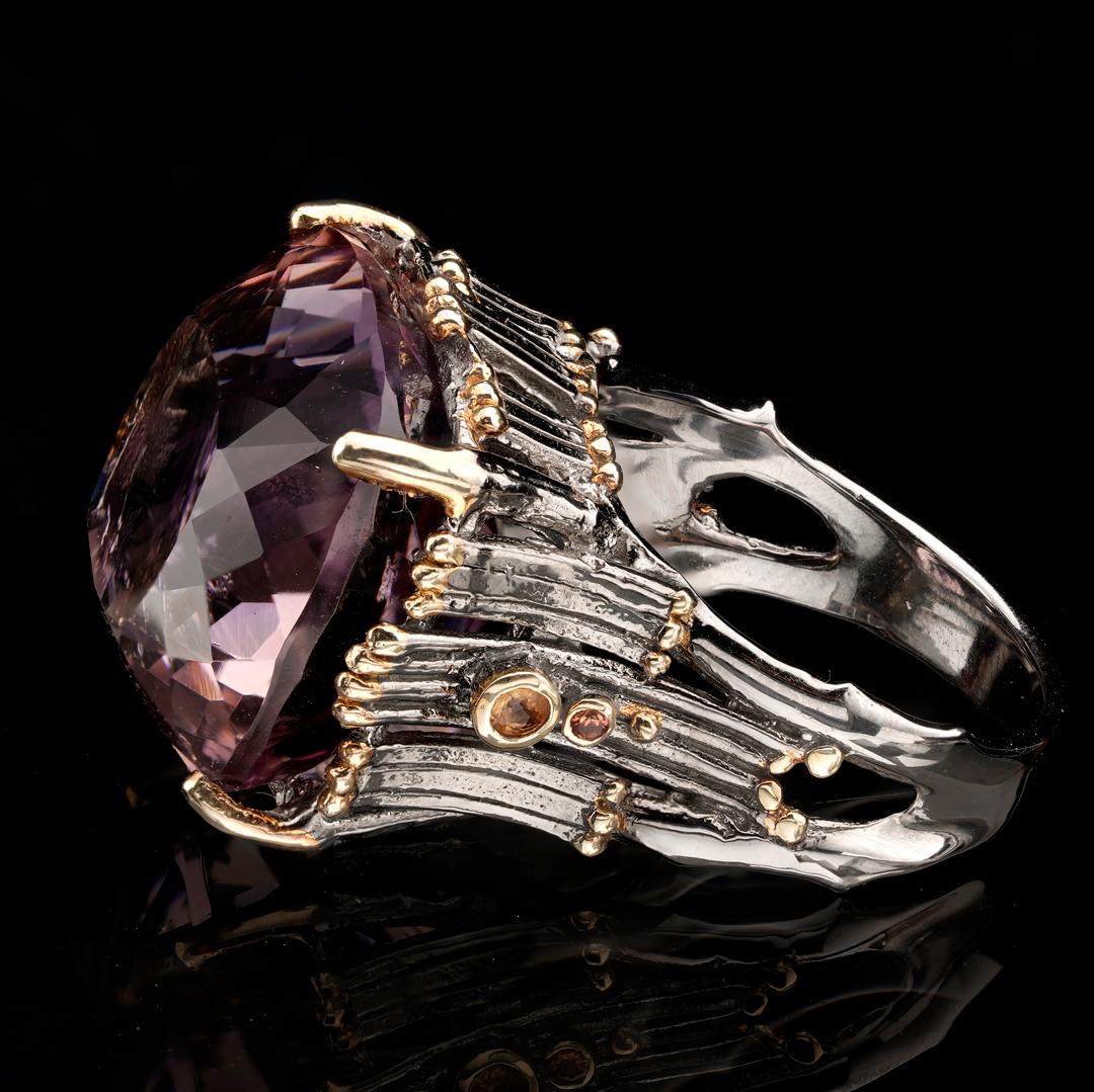 Amethyst and Sapphire Ring In New Condition For Sale In New York, NY