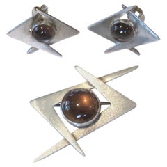 Juego de pendientes con broche geométrico de amatista y plata Años 30