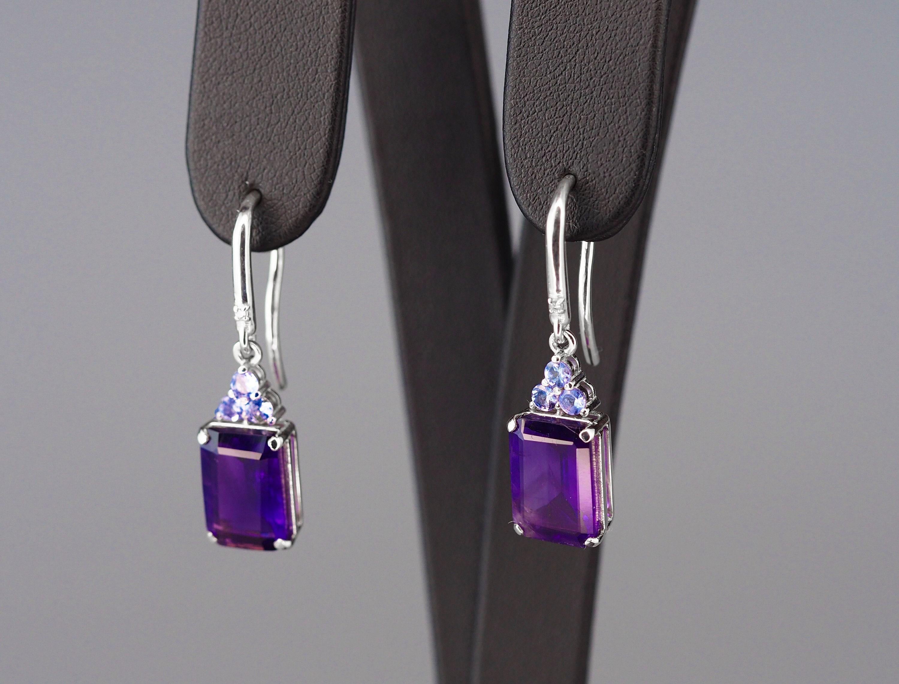 Amethyst and tanzanite earrings In New Condition For Sale In Istanbul, TR