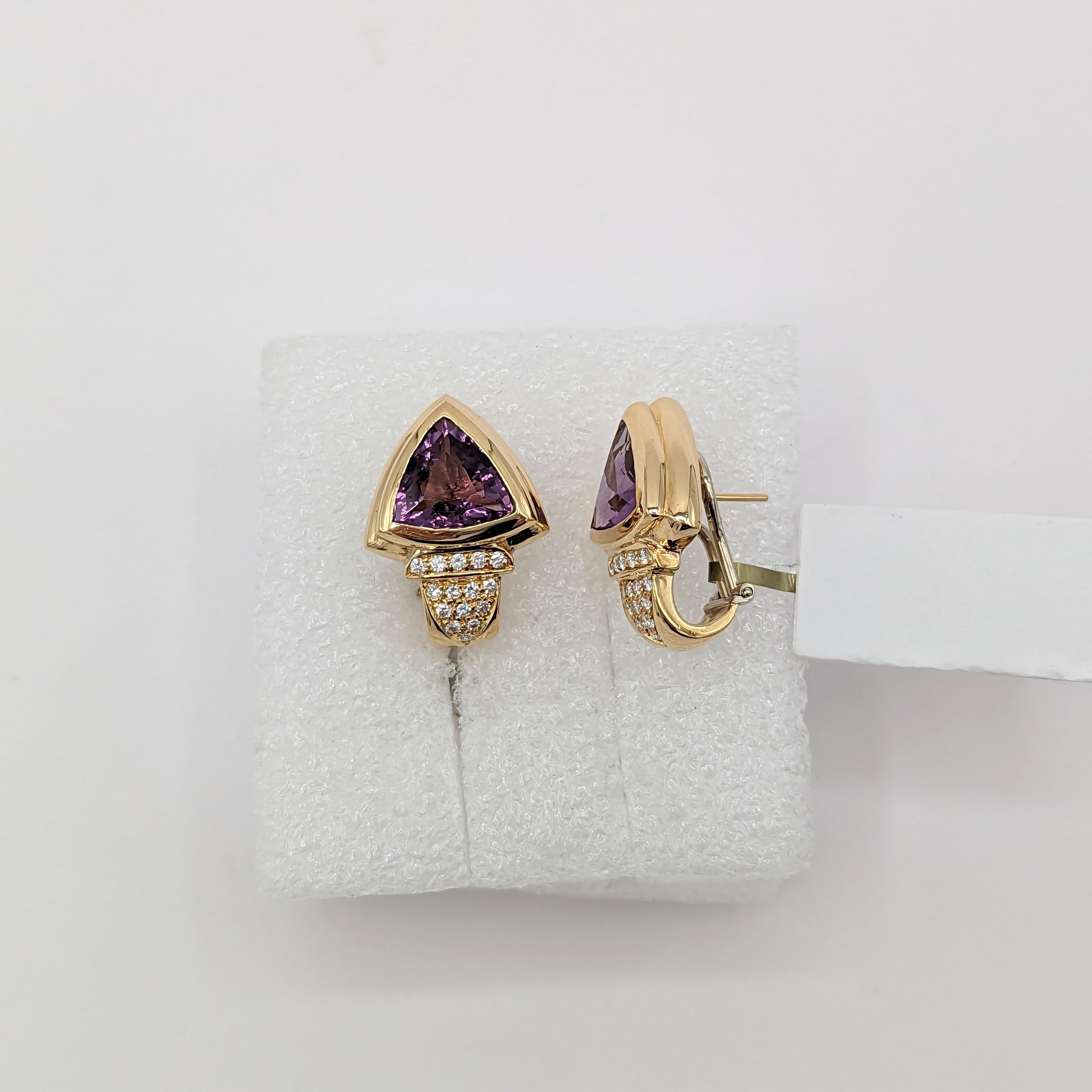 Women's or Men's Amethyst and White Diamond Earrings in 18K Yellow Gold For Sale