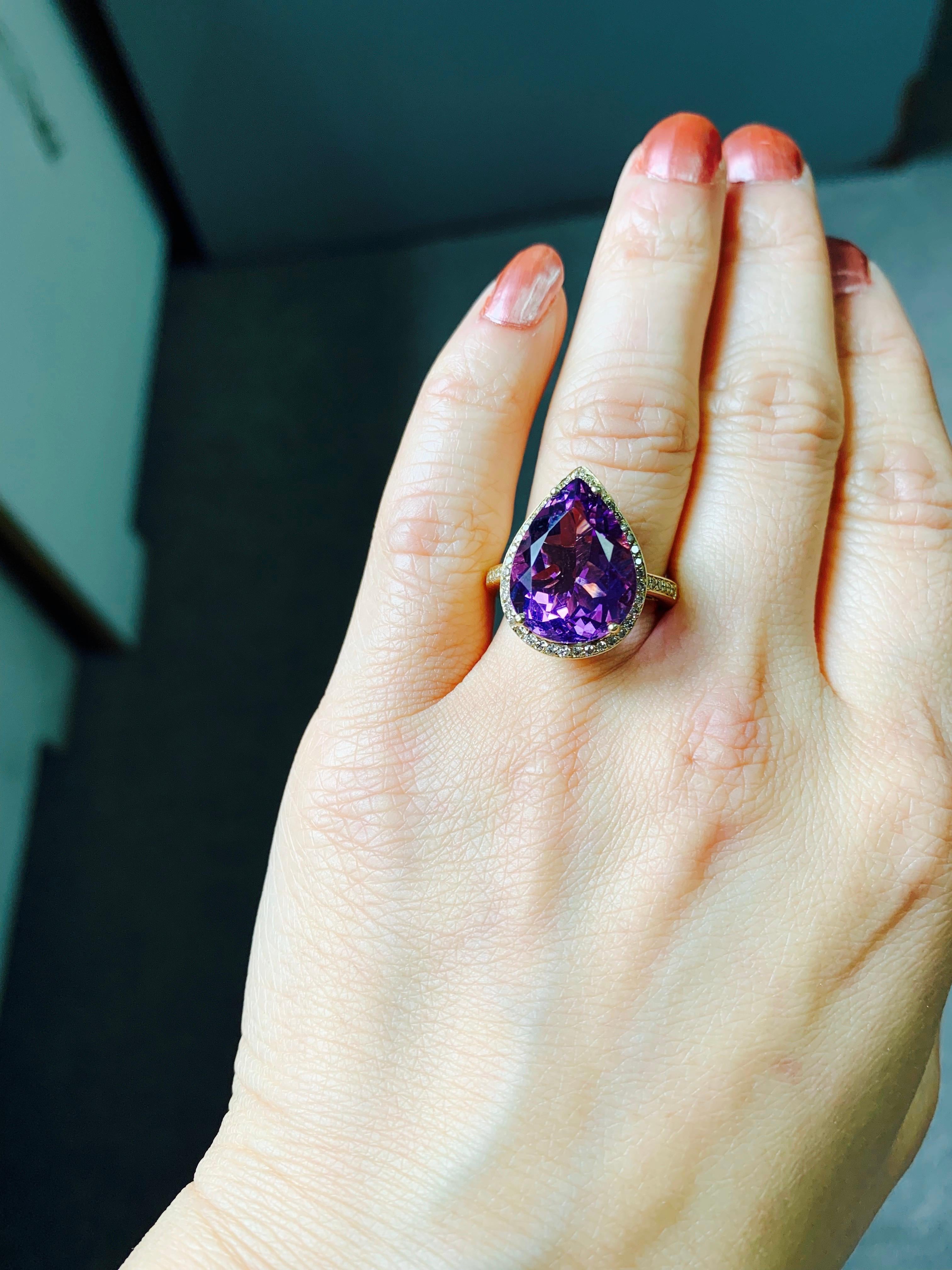 Amethyst and White Diamond Ring in Yellow Gold For Sale 6