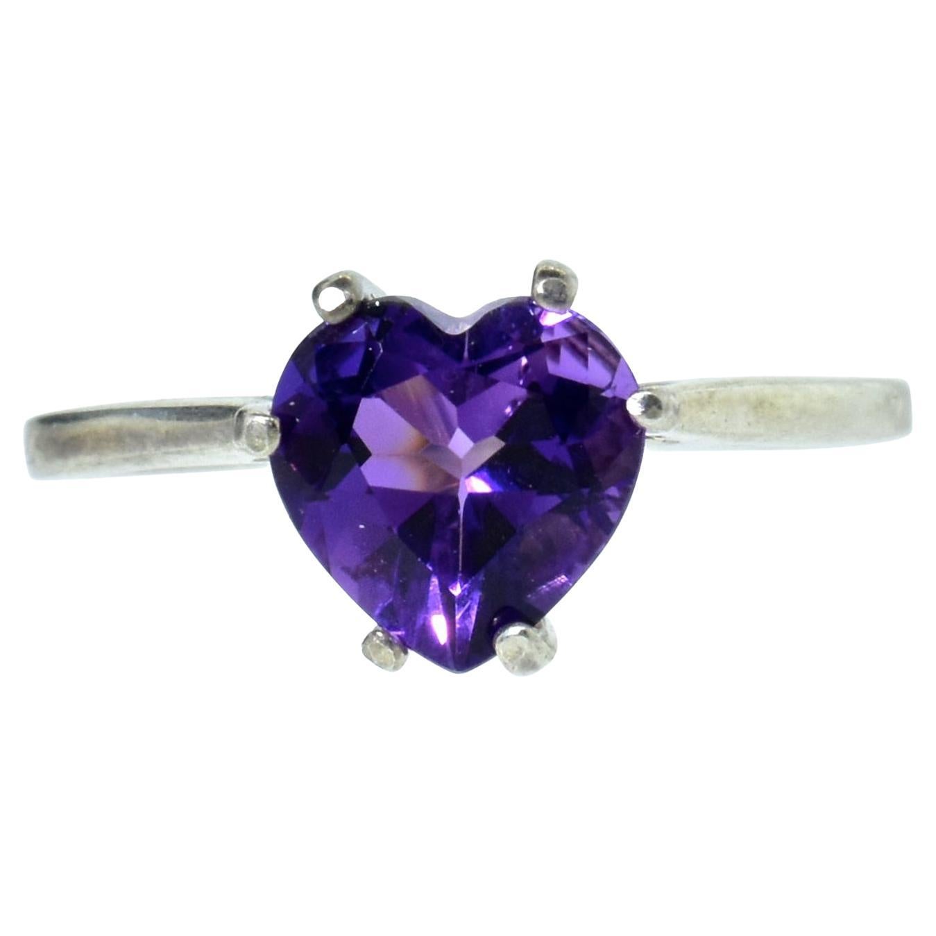 Amethyst and White Gold Ring Centering a Fine Heart Shaped Vivid Purple Amethyst