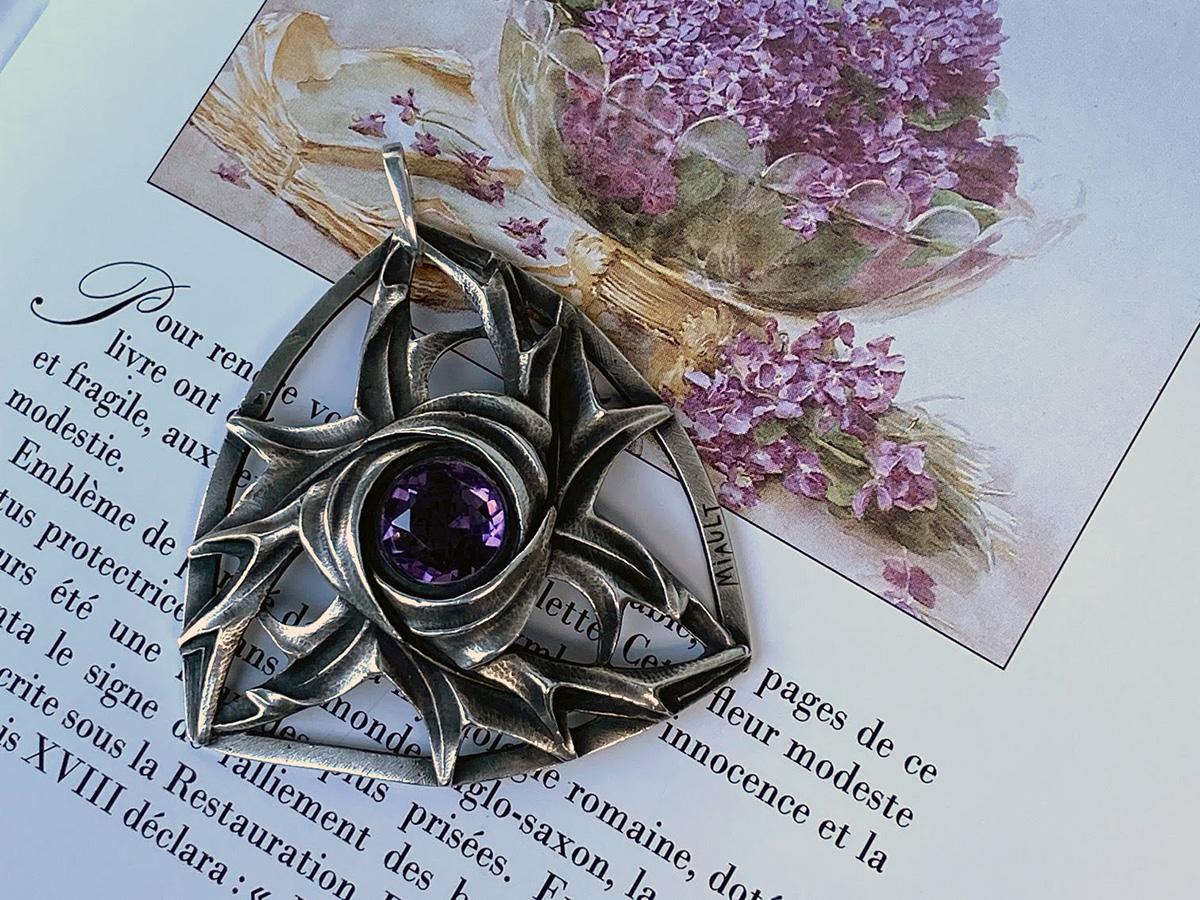 Amethyst Antique Silver Pendant Royal Purple Gemstone Magic Amulet Henri Miault In Excellent Condition For Sale In Berlin, DE