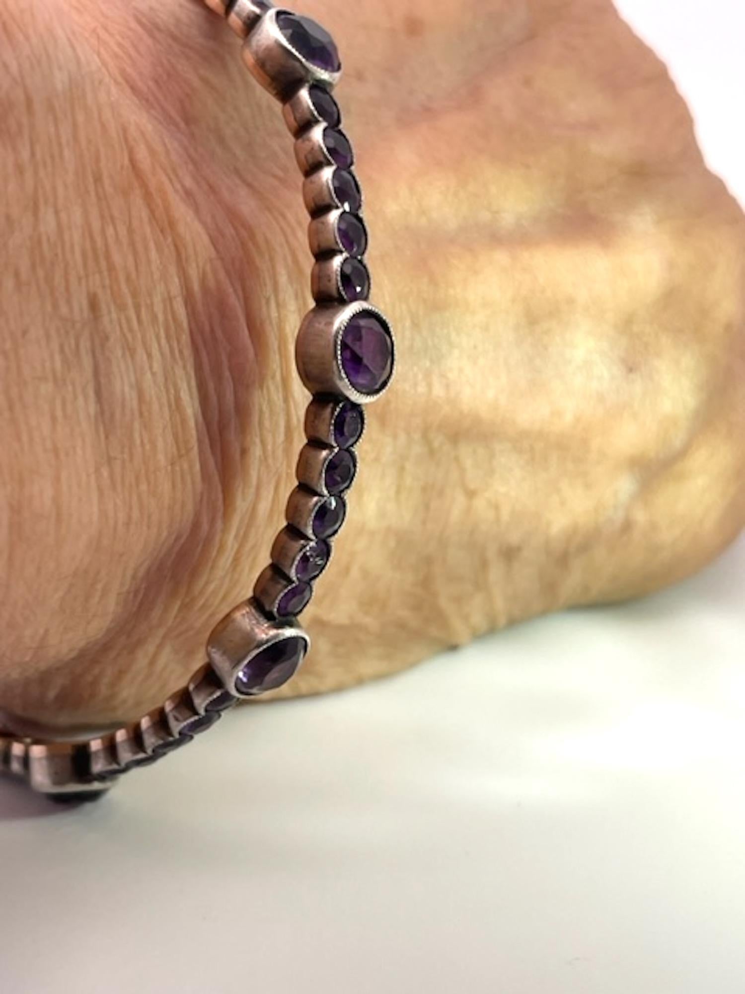 Women's or Men's Amethyst Bangle Bracelet 19th Century 15K  For Sale