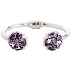 Bracelet à charnières en pierres de fleurs d
améthyste