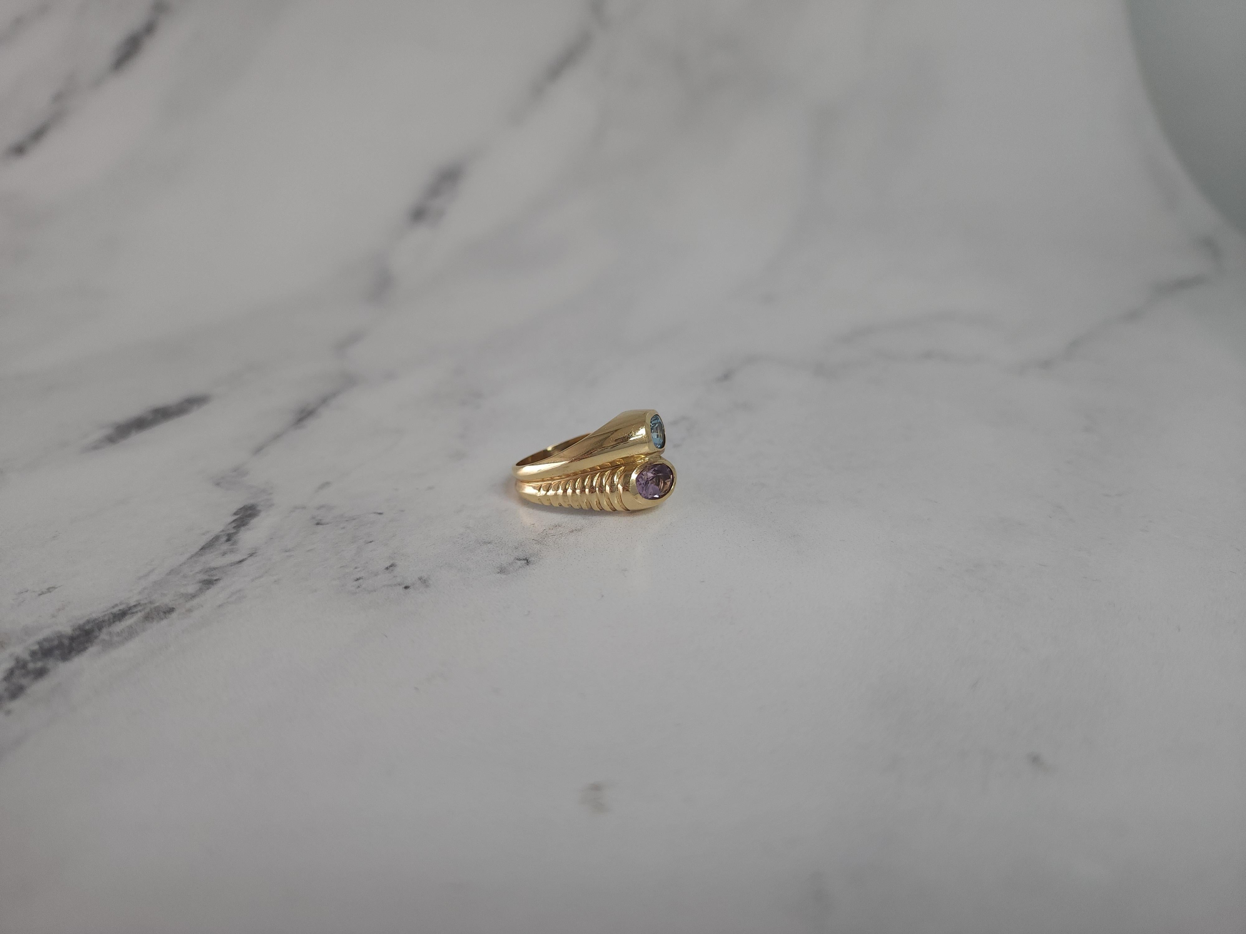 Amethyst & Blue Topaz Bypass Ring 14k Yellow Gold In New Condition For Sale In Sugar Land, TX
