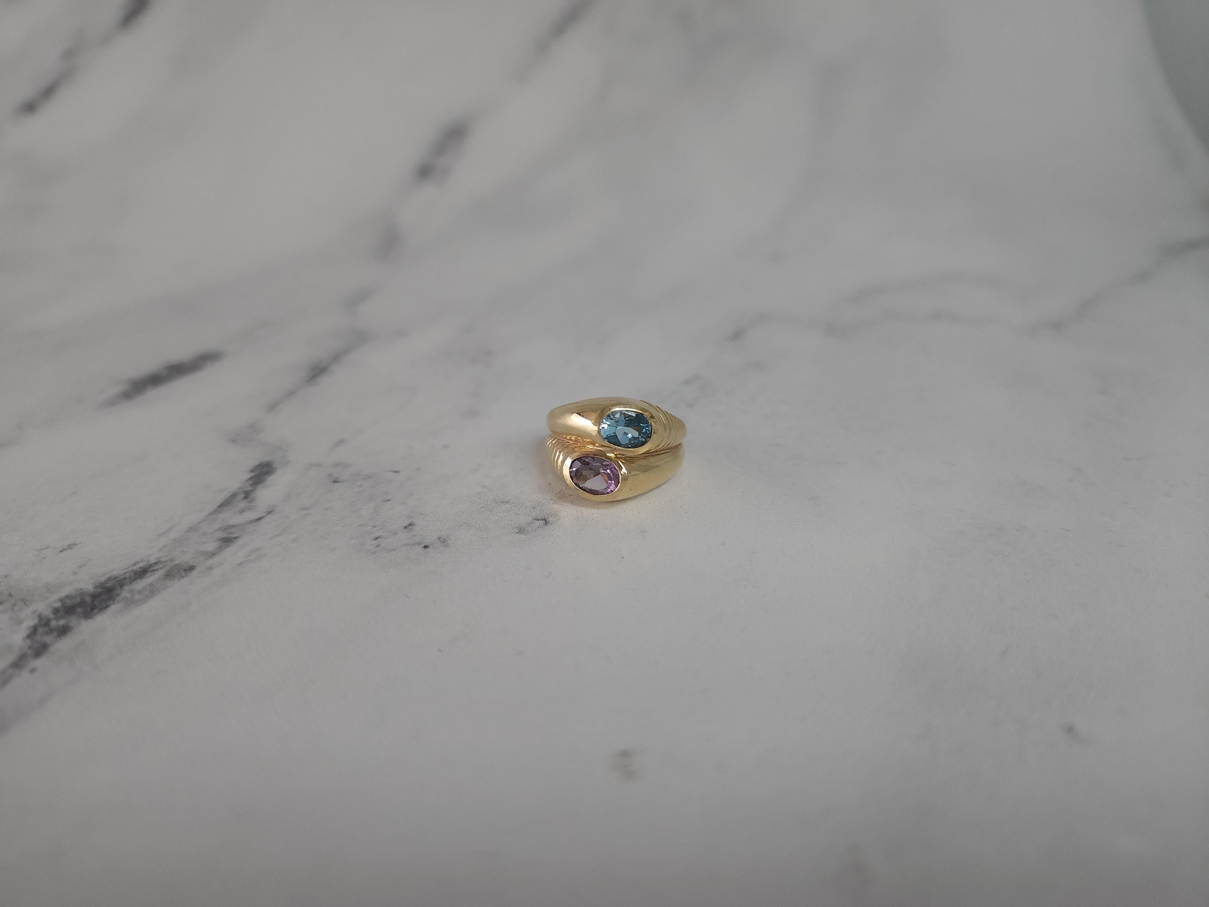 Women's or Men's Amethyst & Blue Topaz Bypass Ring 14k Yellow Gold For Sale