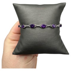 Pulsera de amatista en plata de ley - amatista oval de 5,5 ctw, 7", nueva