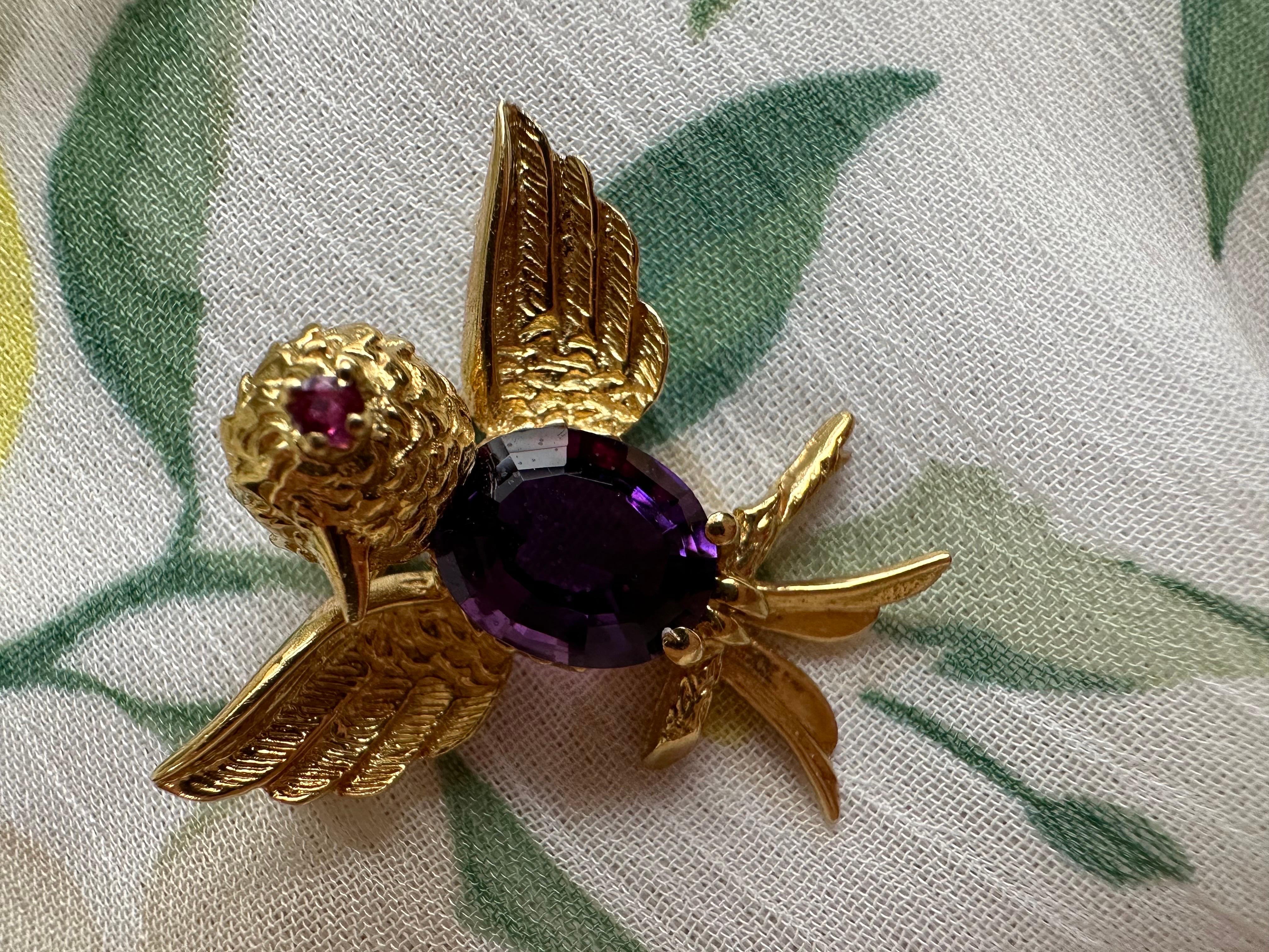 Amethyst Brooch 18KT yellow gold pin For Sale 2