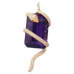 Colgante serpiente de amatista, diamante marrón y rubí engastado en oro rosa de 18 quilates