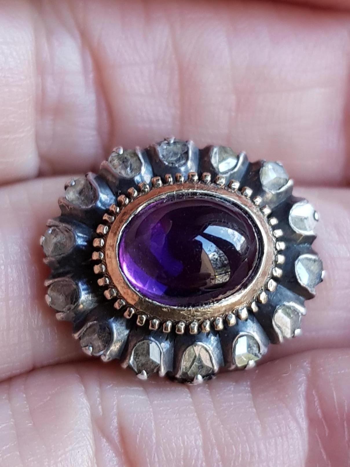 Amethyst Cabochon and Rose Cut Diamond Ring For Sale 3