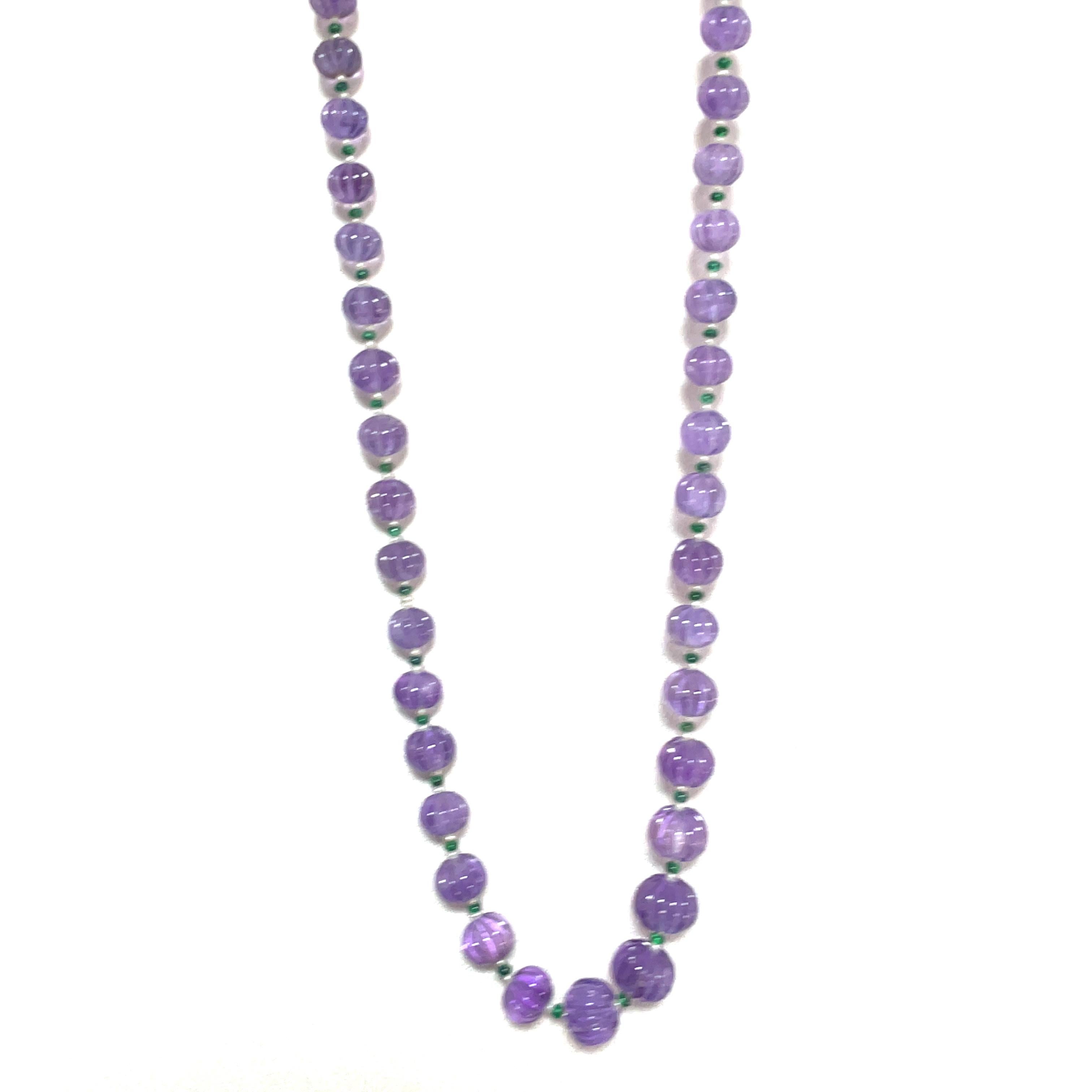 Collar de cuentas talladas de amatista Cts 578 en venta 1