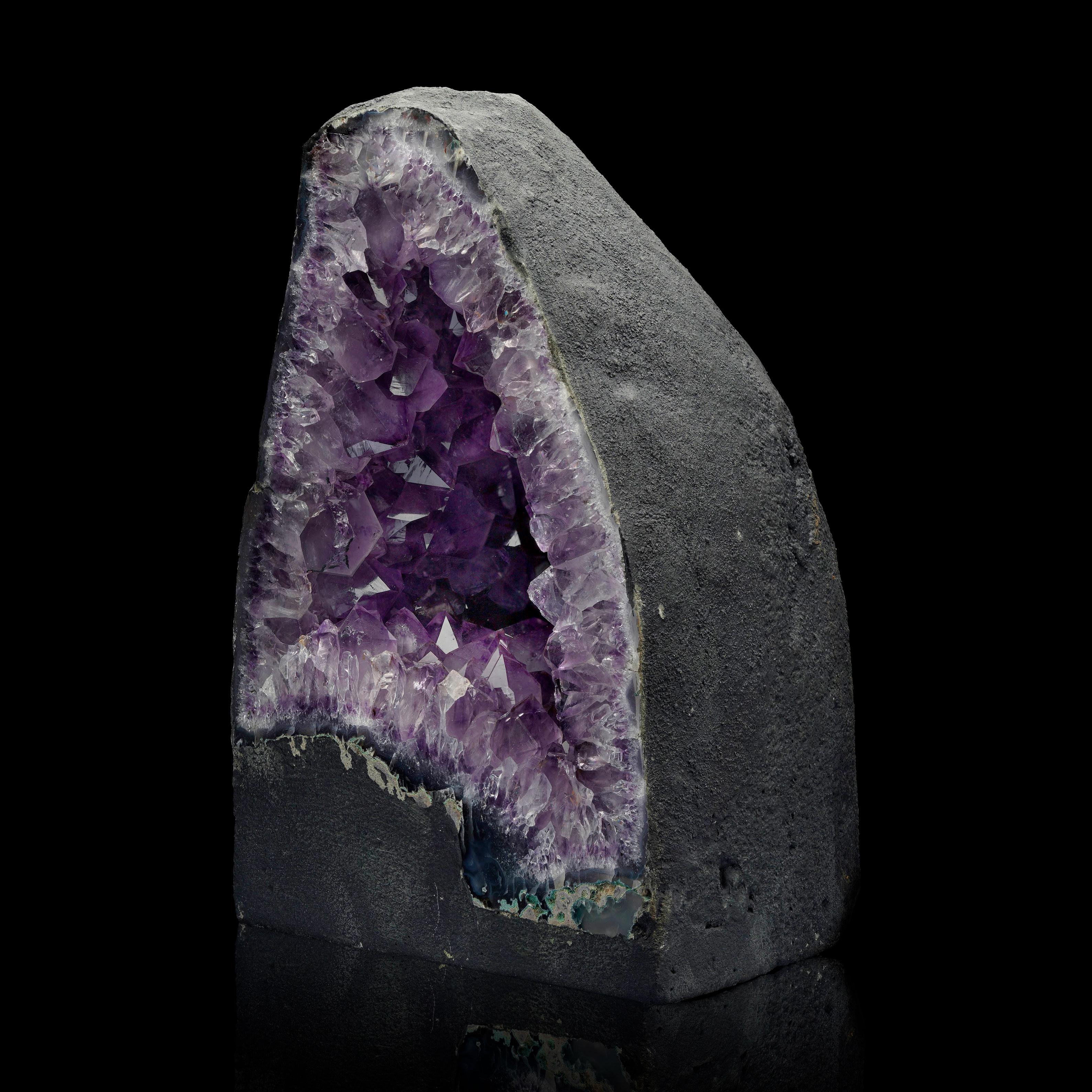 Amethyst Cathedral from Brazi In New Condition For Sale In New York, NY
