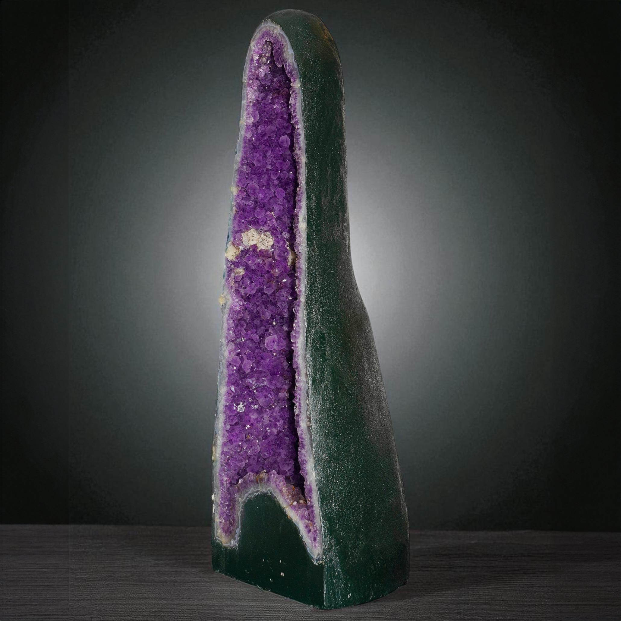 Amethyst-Kathedrale mit Calcit im Zustand „Neu“ im Angebot in New York, NY