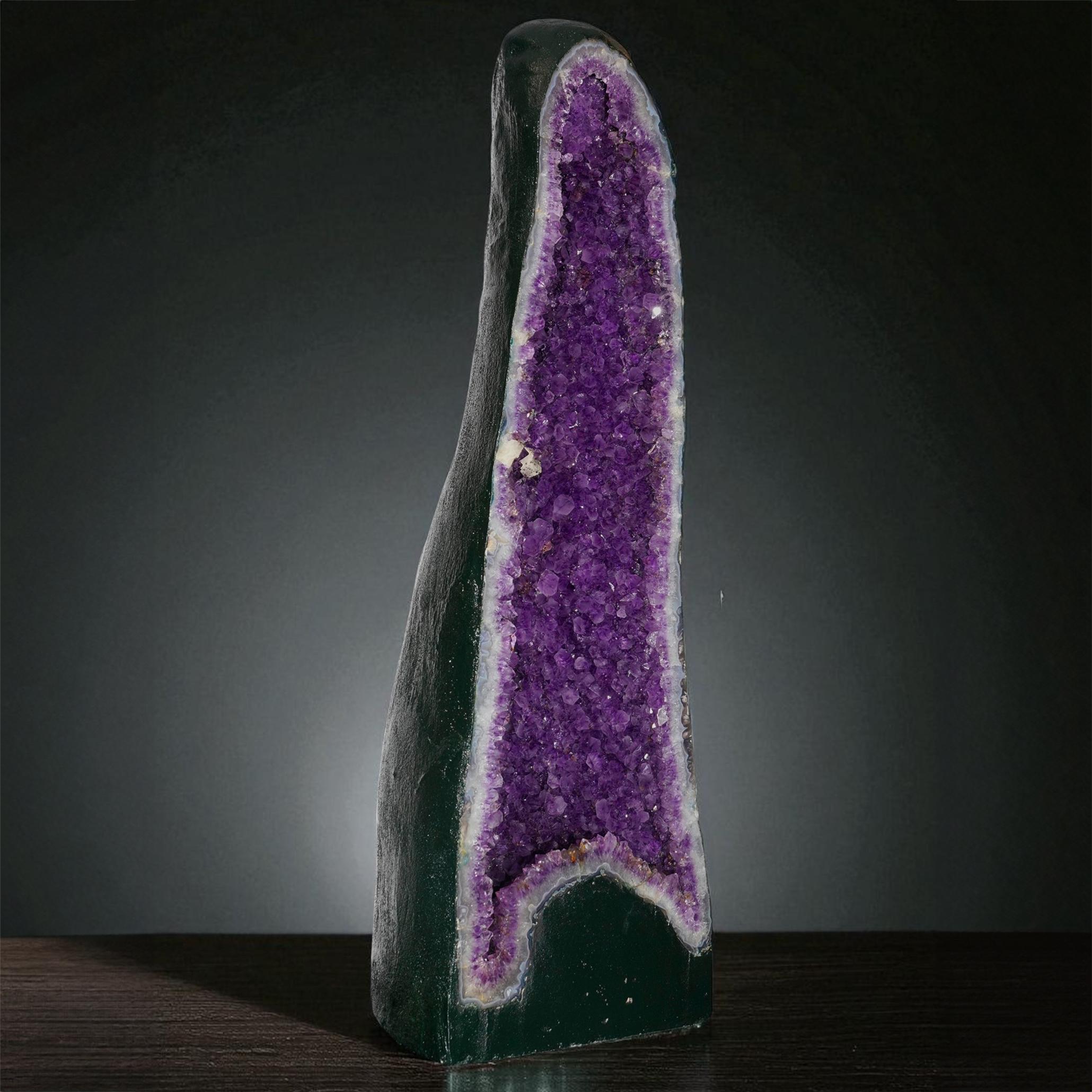 Amethyst-Kathedrale mit Calcit (21. Jahrhundert und zeitgenössisch) im Angebot
