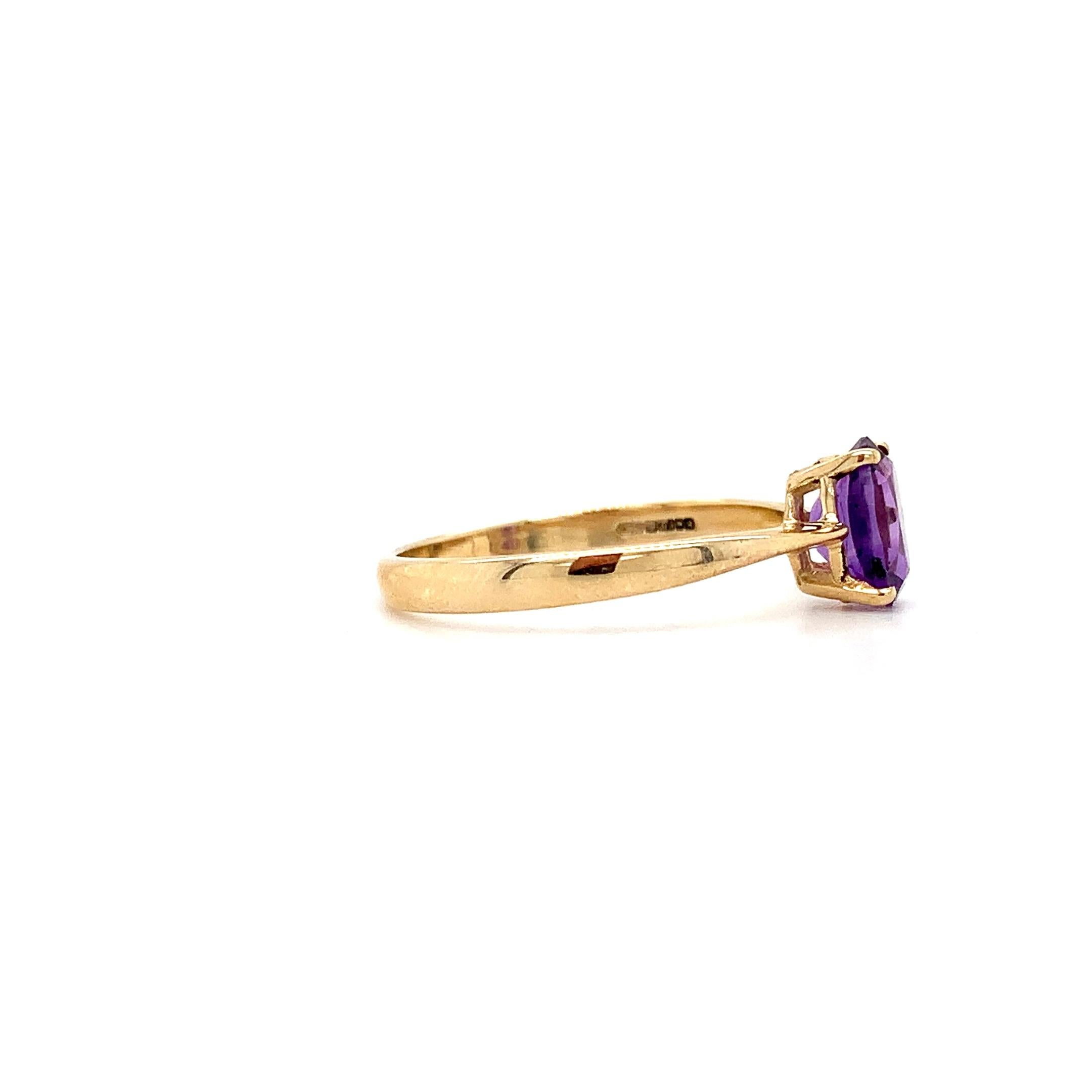 Amethyst Verlobungsring mit Solitär aus Gelbgold im Zustand „Neu“ im Angebot in London, GB