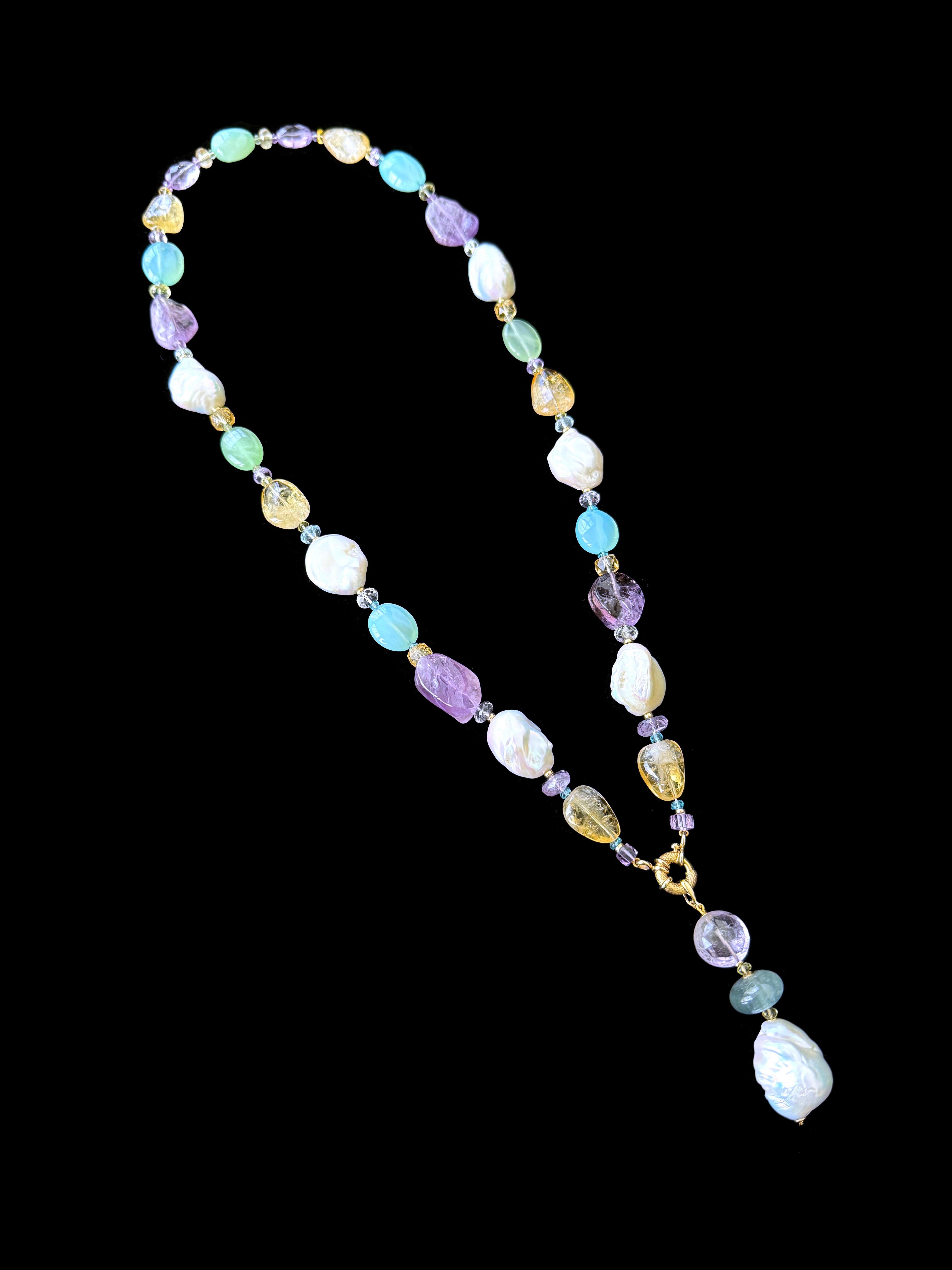 Sautoir en améthyste, citrine, calcédoine et perle baroque en or jaune 14k massif Neuf - En vente à Los Angeles, CA