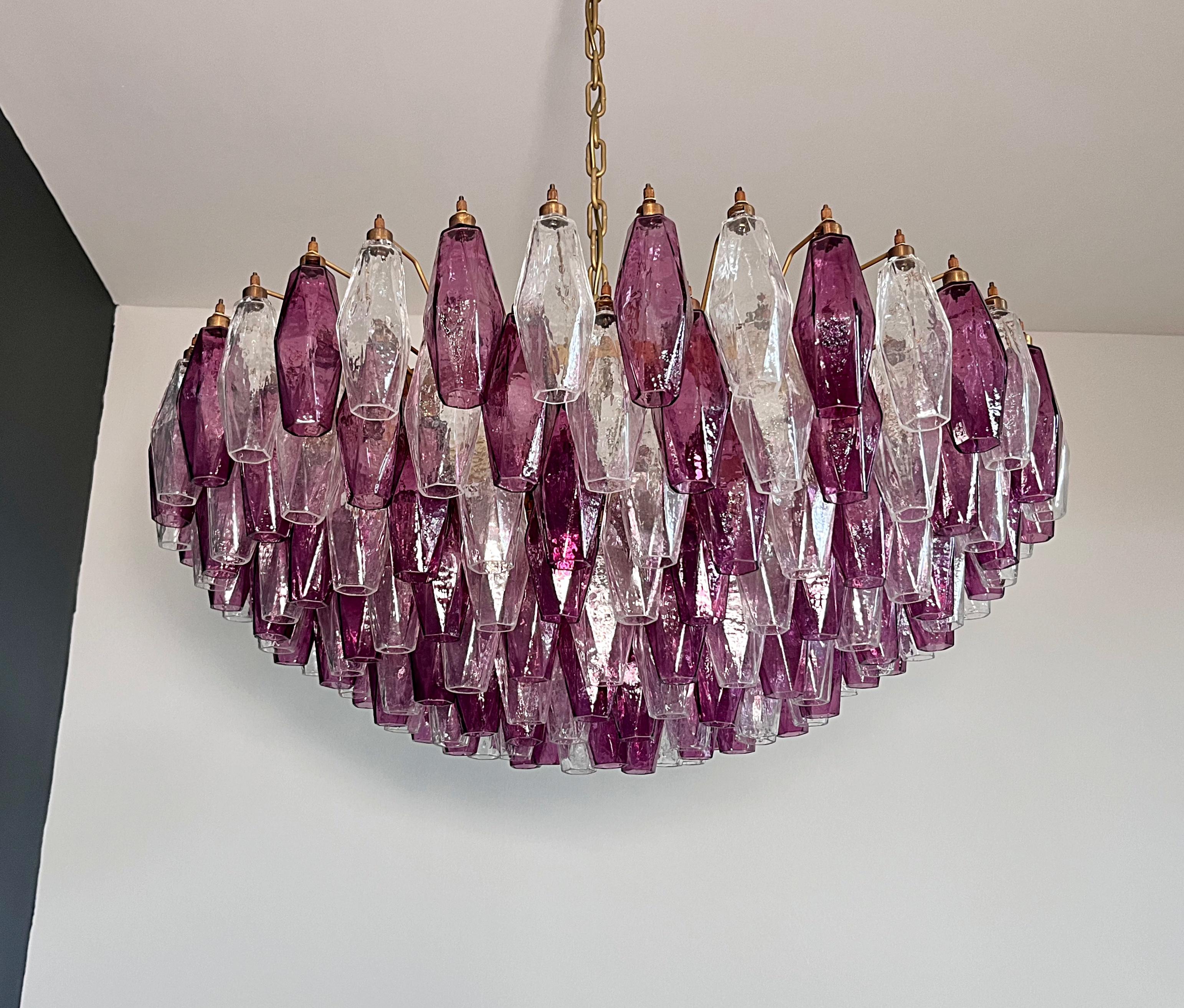 Elegant Italian pendant light made from 185 multicolored Murano glasses 