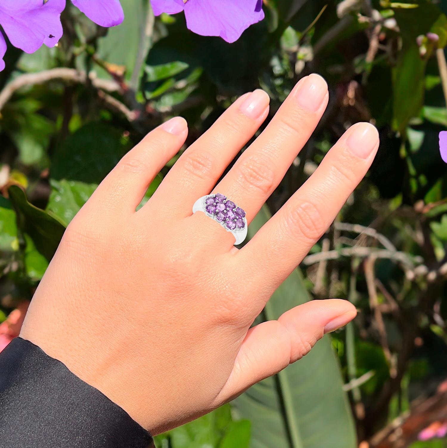 Contemporary Amethyst Cluster Ring 1.58 Carats Sterling Silver For Sale
