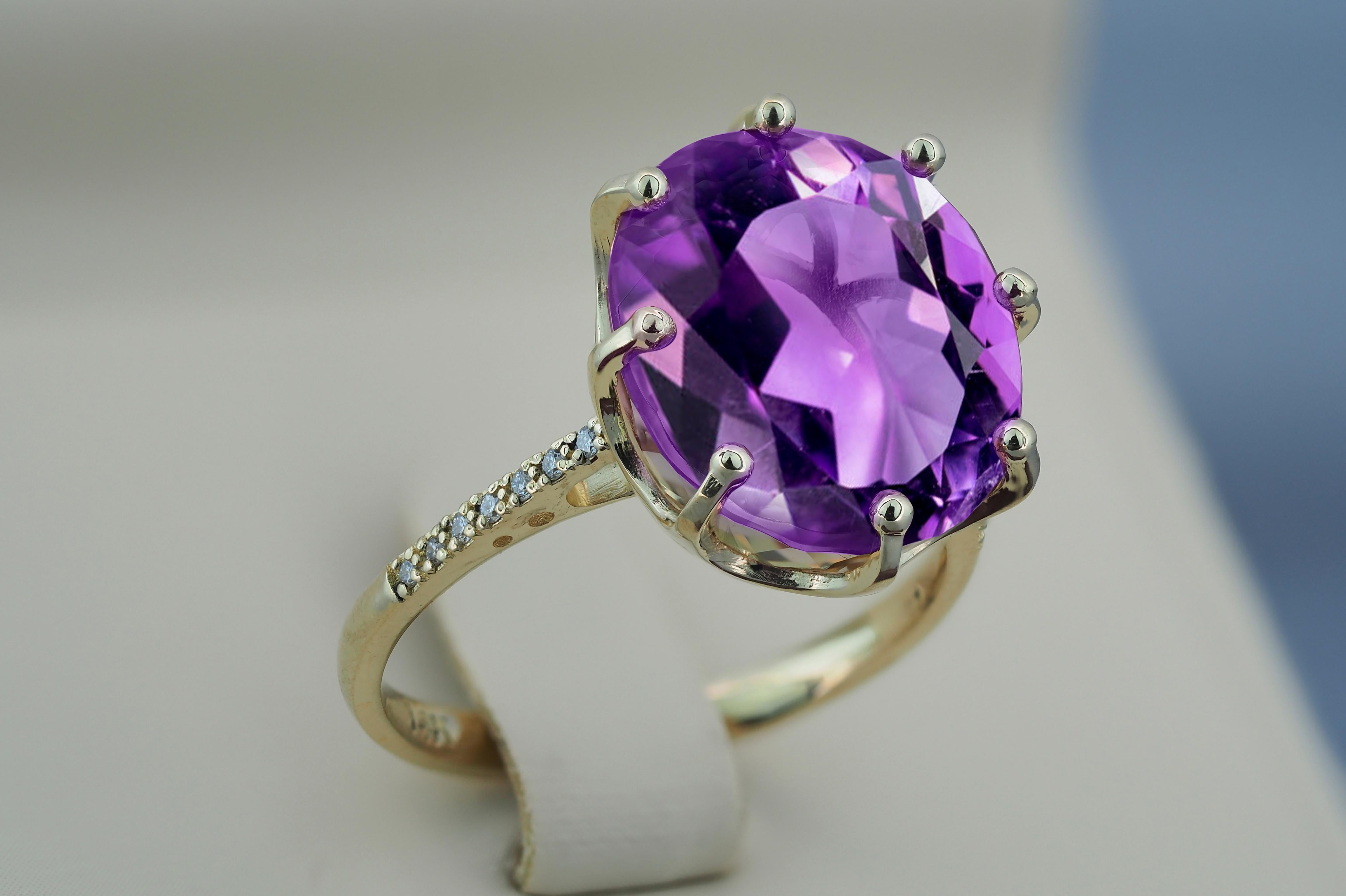 Amethyst cocktail 14k gold ring.  In New Condition For Sale In Istanbul, TR
