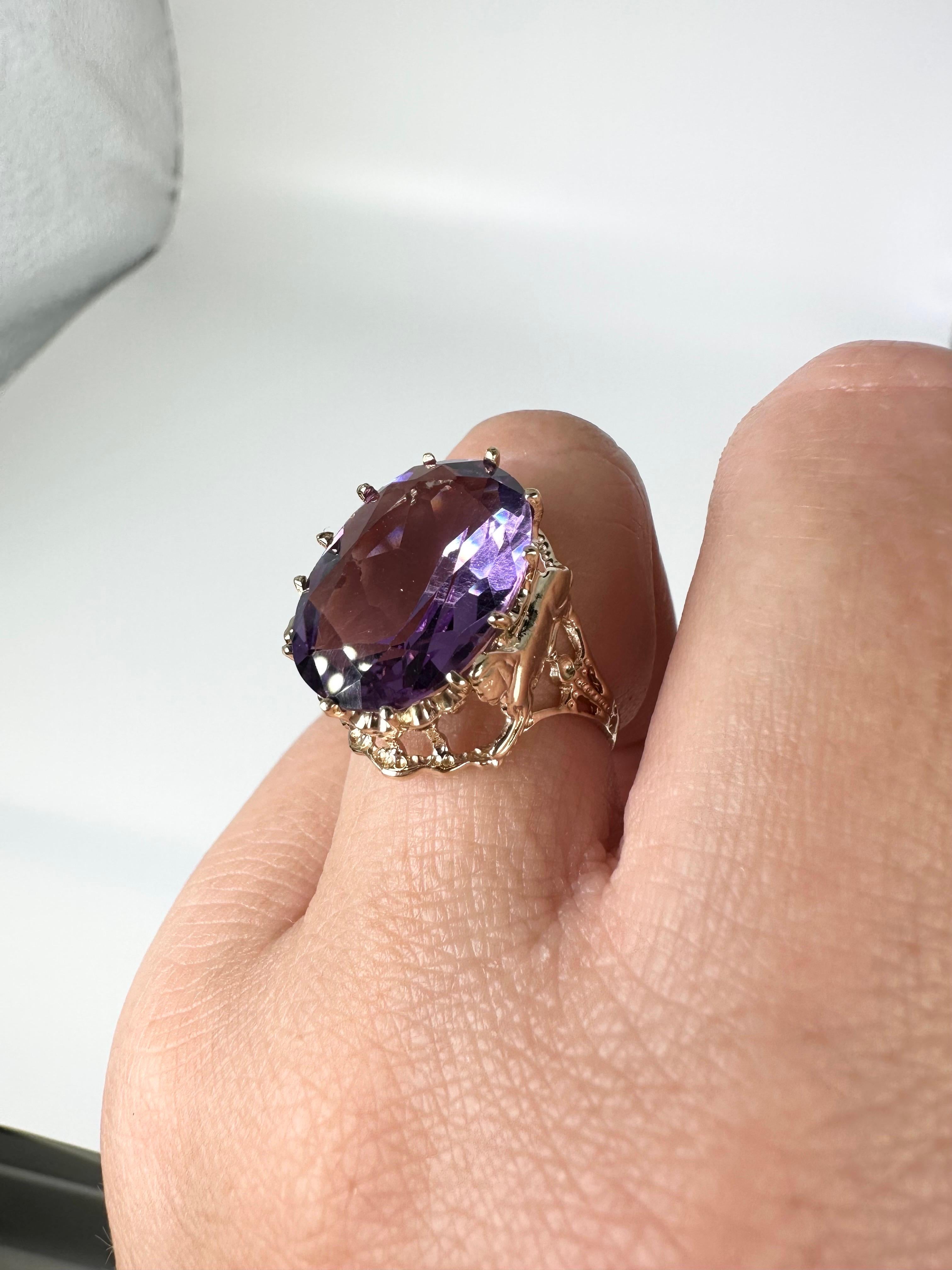 Amethyst Cocktail Ring 14 Karat Yellow Gold Artistically Crafted For Sale 3