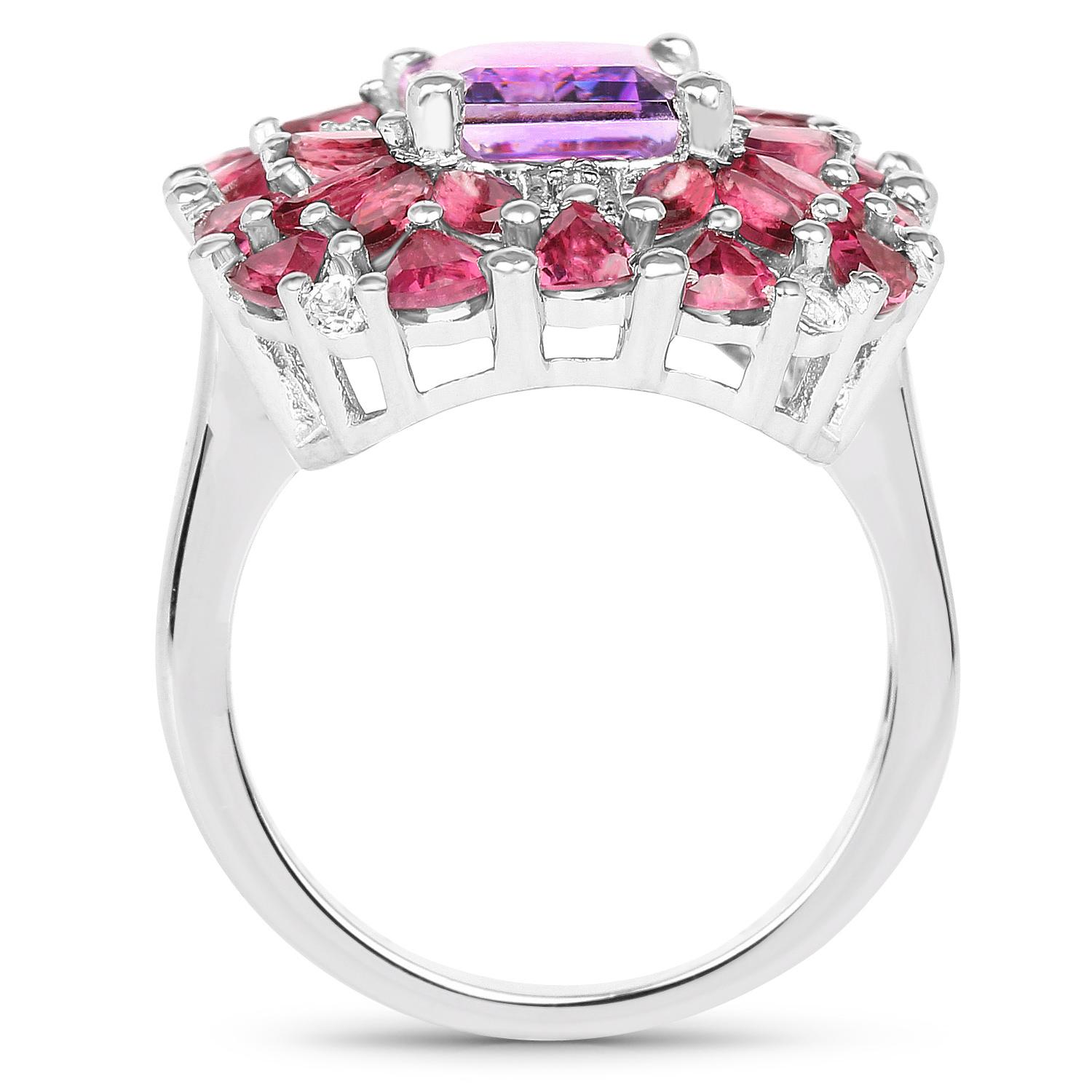 Amethyst Cocktail Ring Rhodolite Garnets and White Topazes 7.60 Carats In Excellent Condition For Sale In Aliso Viejo, CA