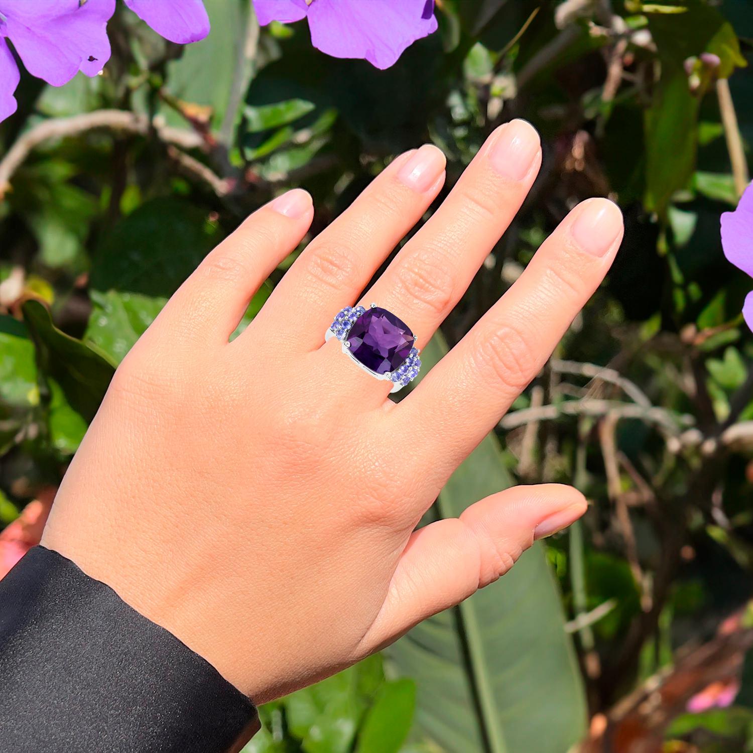 Cushion Cut Amethyst Cocktail Ring Tanzanites 6.35 Carats For Sale