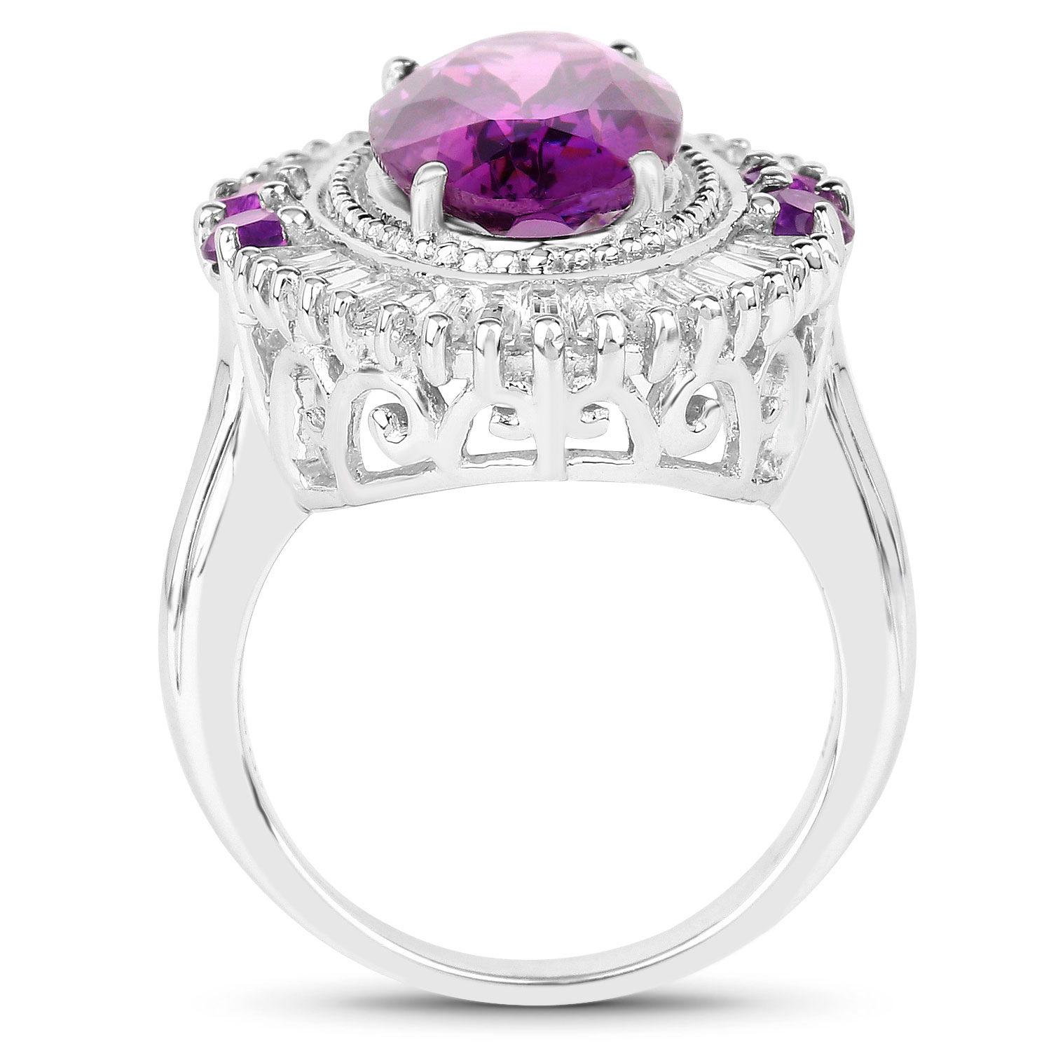 Amethyst Cocktail Ring With White Topaz 7.95 Carats In Excellent Condition For Sale In Laguna Niguel, CA