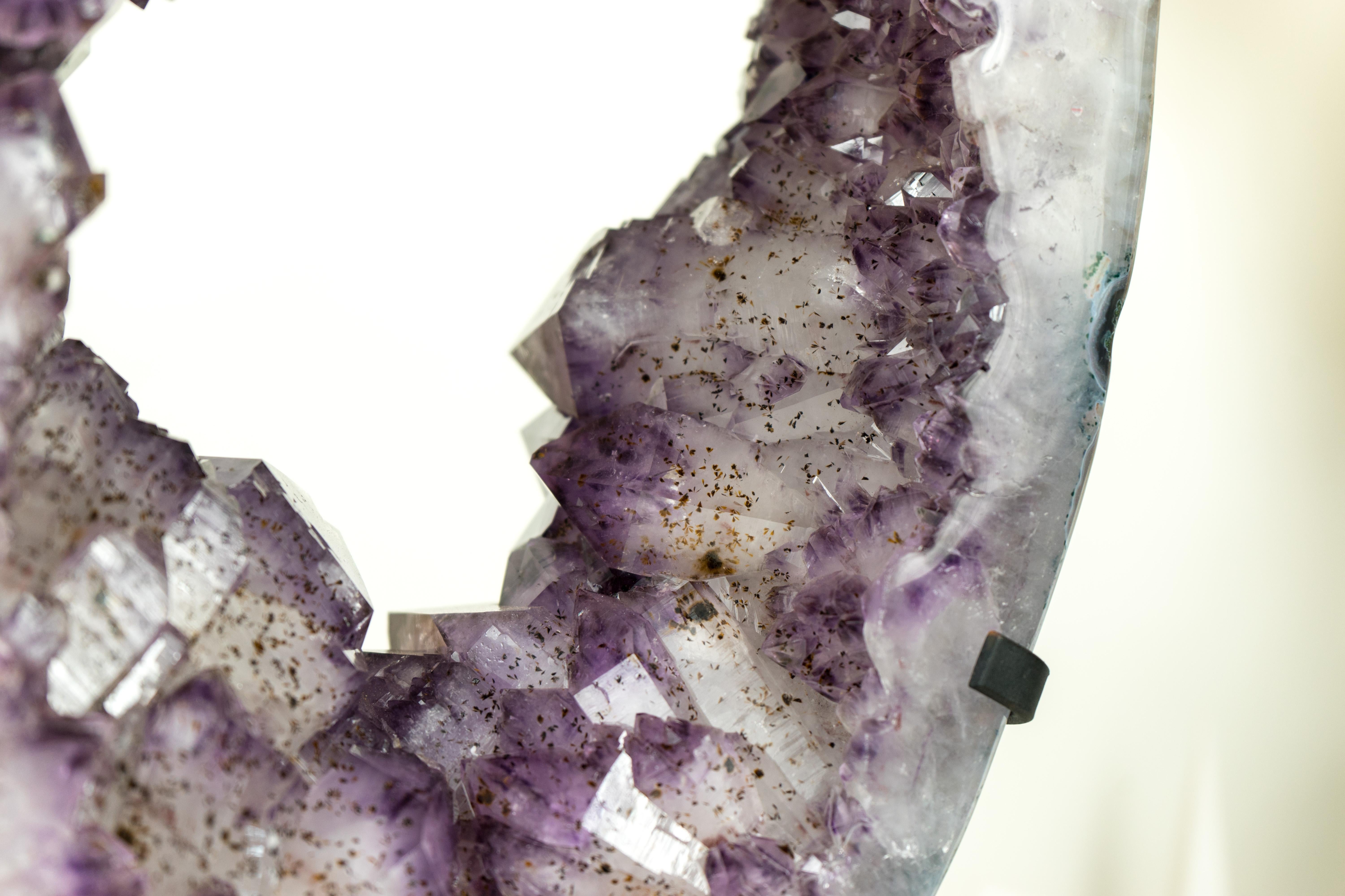 Amethyst Crown Geode Slice with Sparkling Large Purple Druzy on Rotating Stand  In Excellent Condition For Sale In Ametista Do Sul, BR