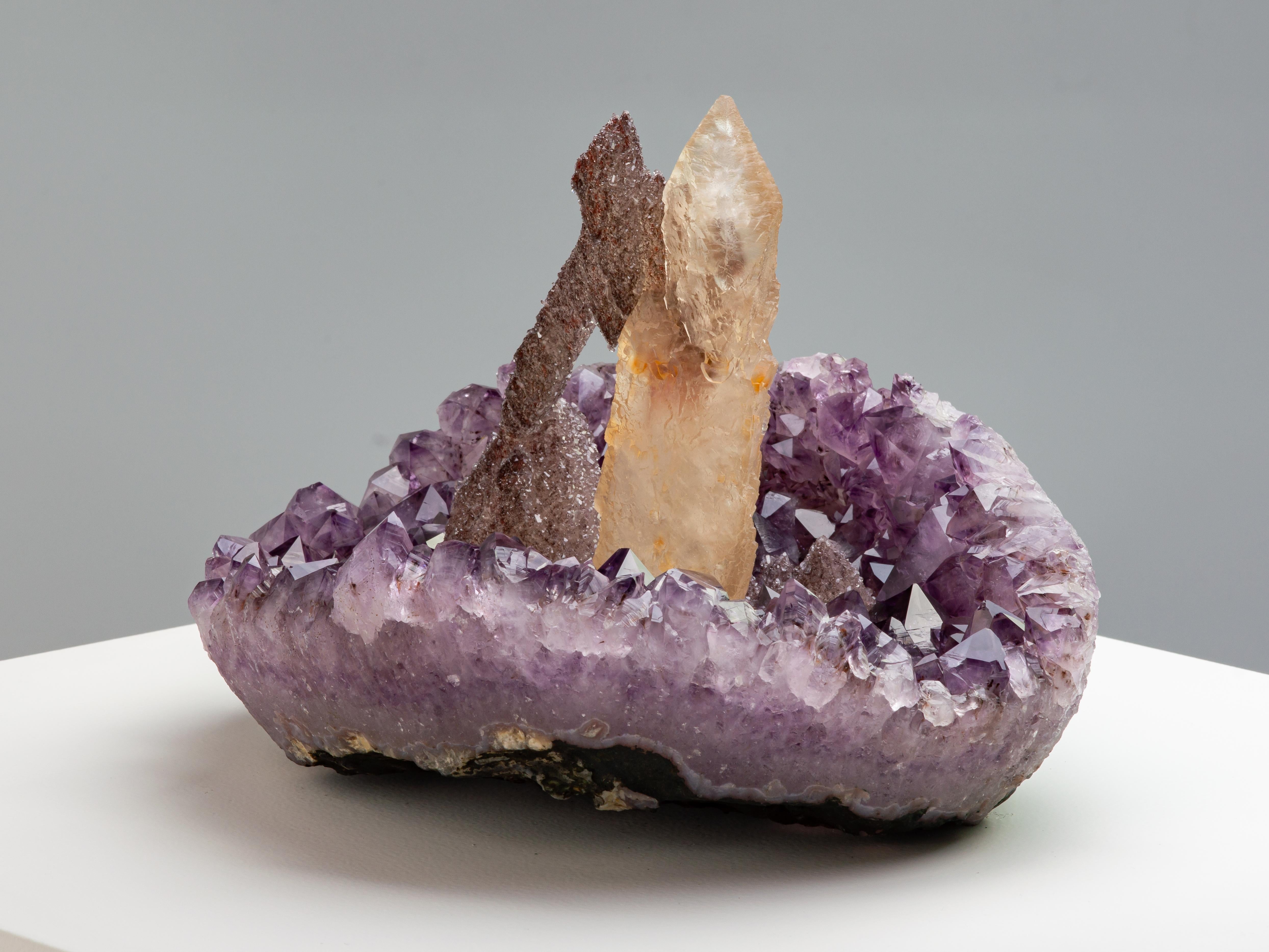 Amethyst Crystal Cluster with Exceptional Calcite Formation, Mineral Art In Excellent Condition For Sale In London, GB