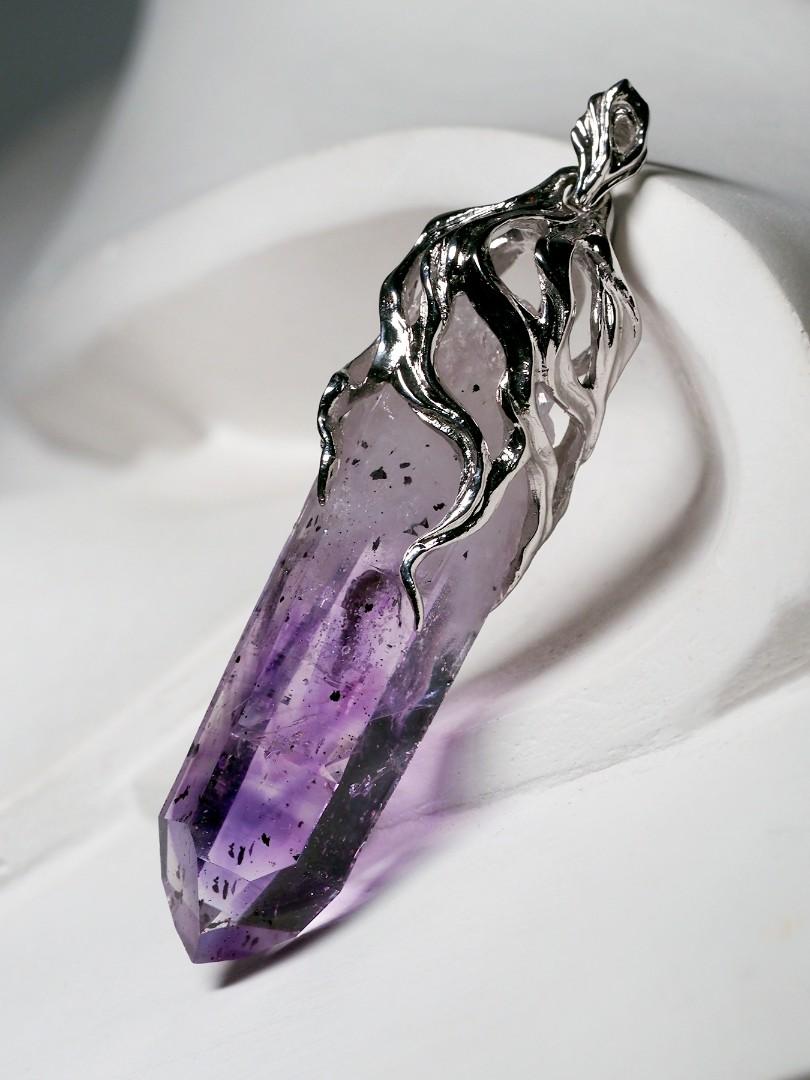 white and purple crystal