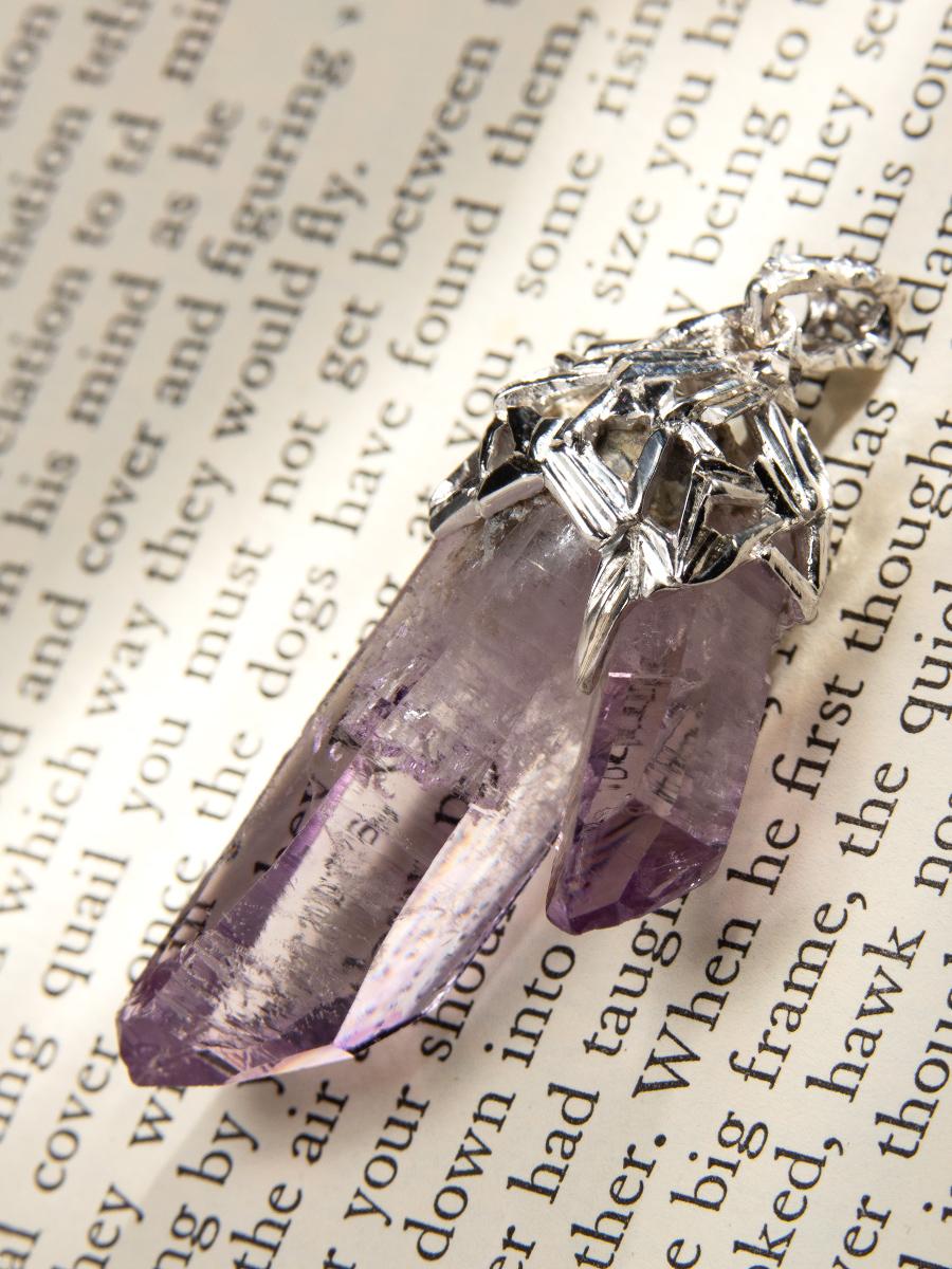 purple healing stones