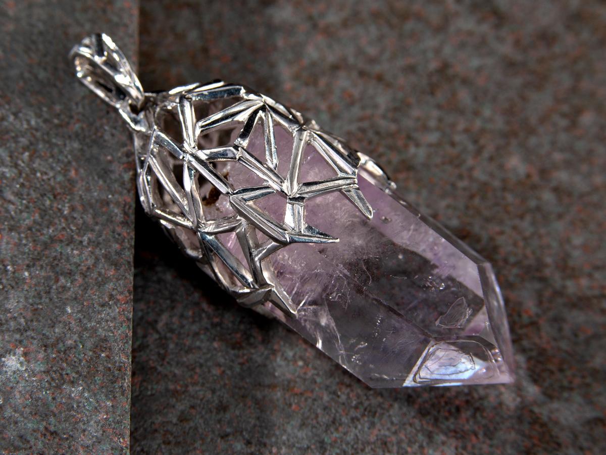 Amethyst Crystal Pendant Purple Magic Healing Energy Unisex Necklace For Sale 2