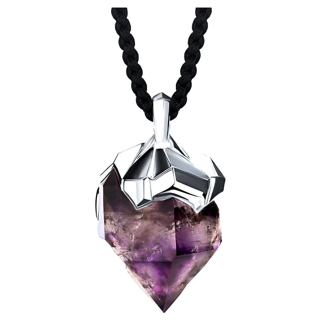 Collier en cristal d'améthyste pendentif en argent violet brut en vente