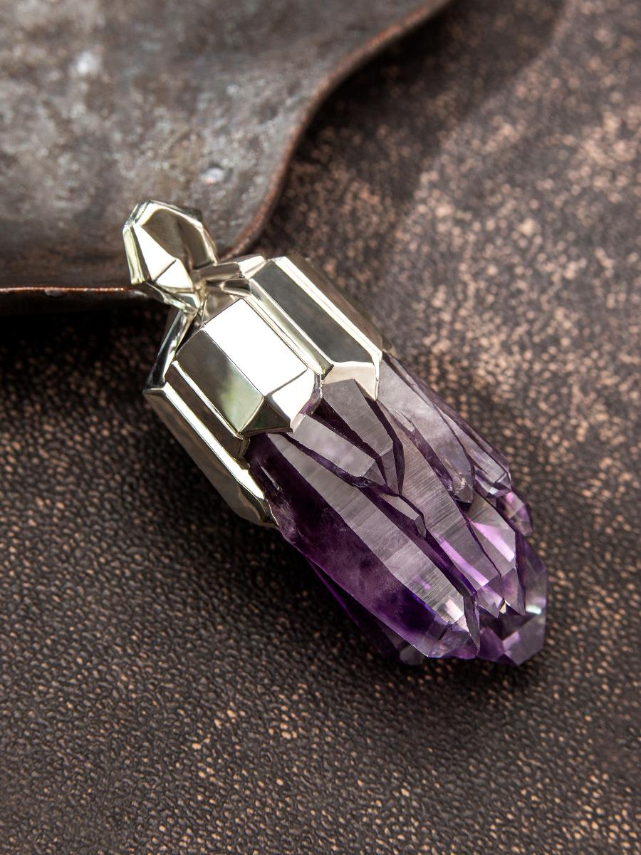 Uncut Amethyst Crystal Silver Pendant Raw stone Wedding anniversary gift special For Sale