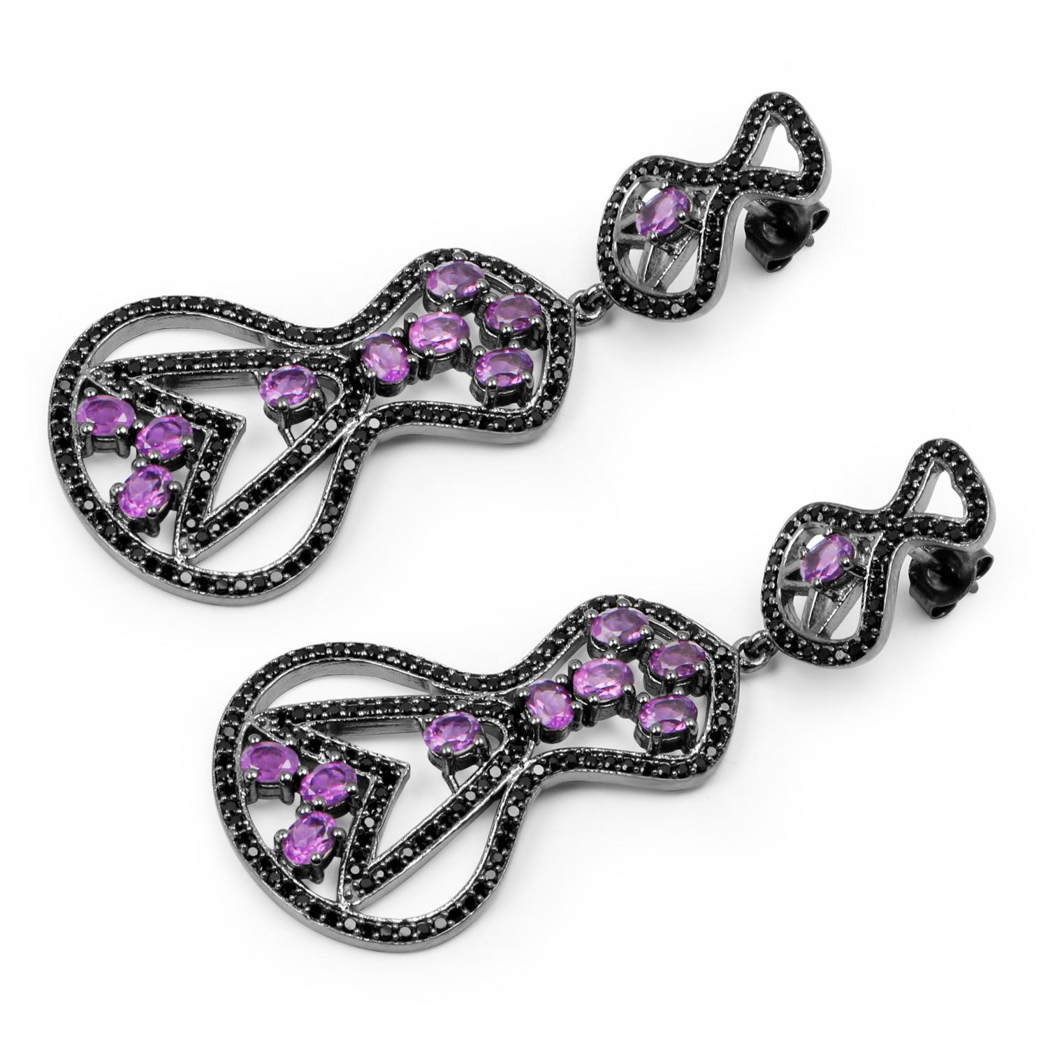 Contemporaneo Orecchini pendenti con ametista e spinello nero da 5,2 carati A. Silver in vendita