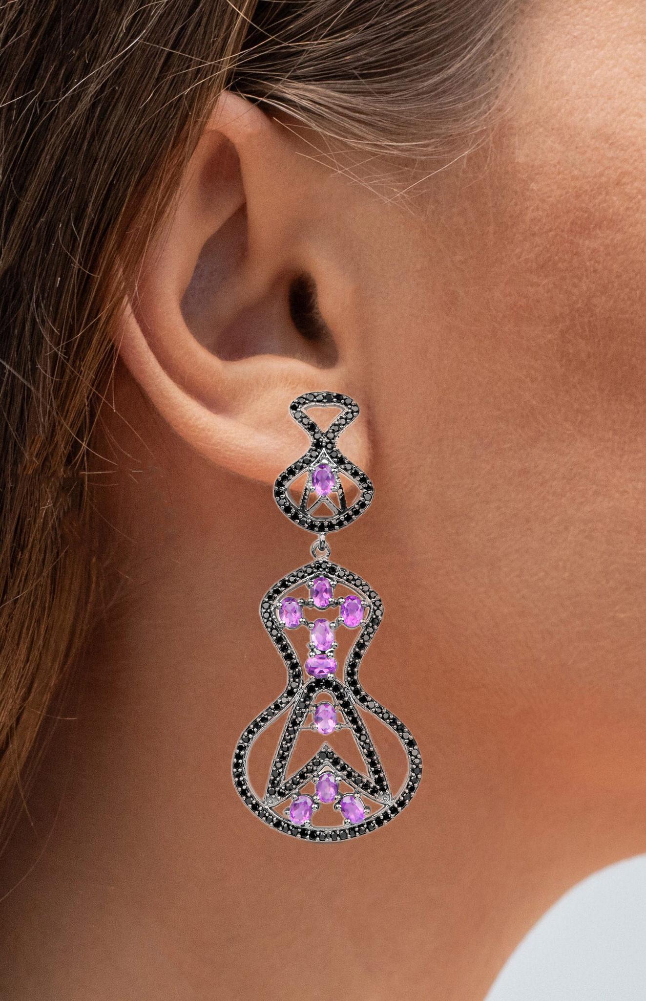 Taglio misto Orecchini pendenti con ametista e spinello nero da 5,2 carati A. Silver in vendita
