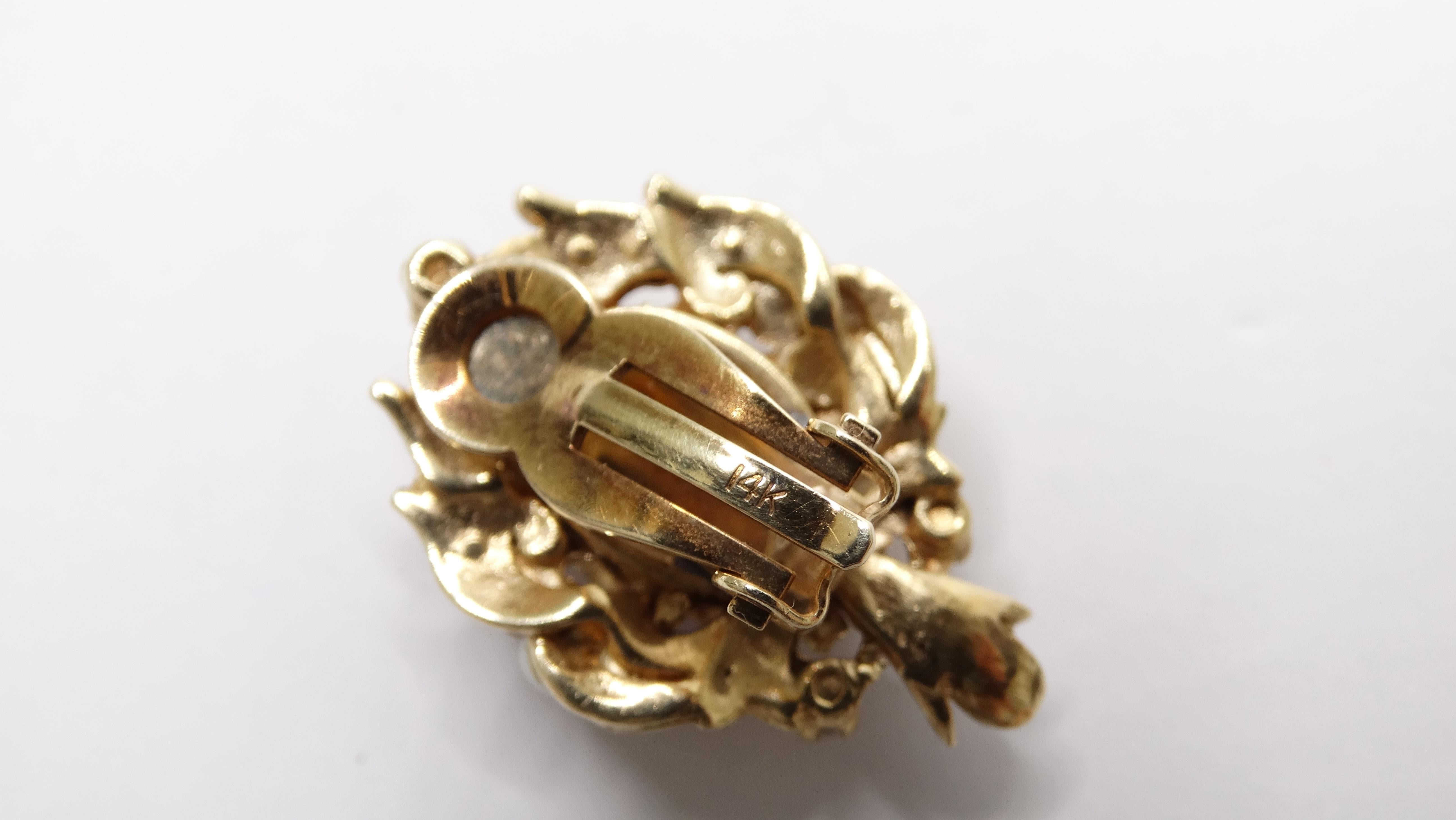 Taille ovale Clips d'oreilles en or 14 carats avec améthyste et diamants  en vente