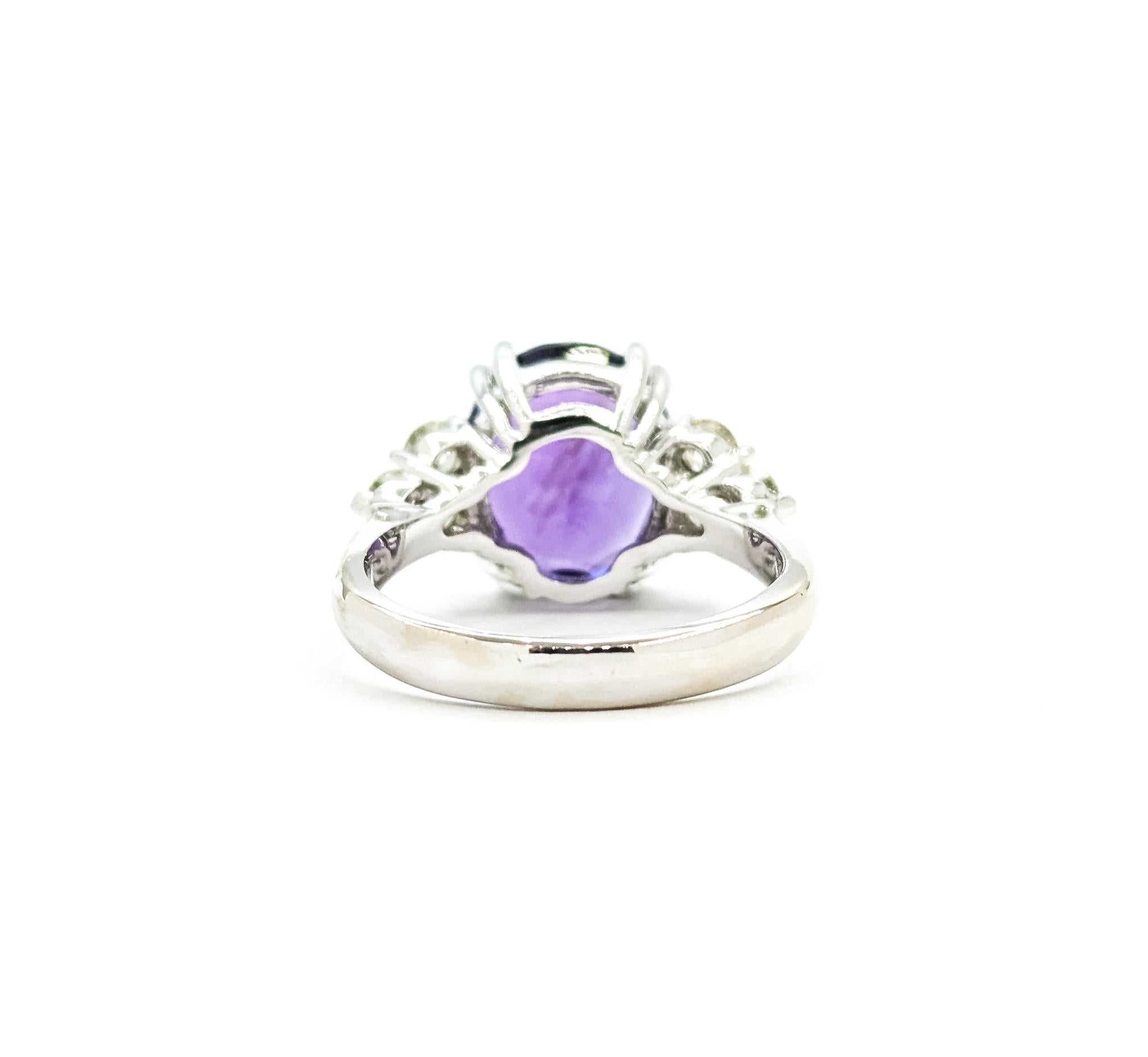 Bague en or blanc 14k ornée d'améthystes et de diamants Pour femmes en vente