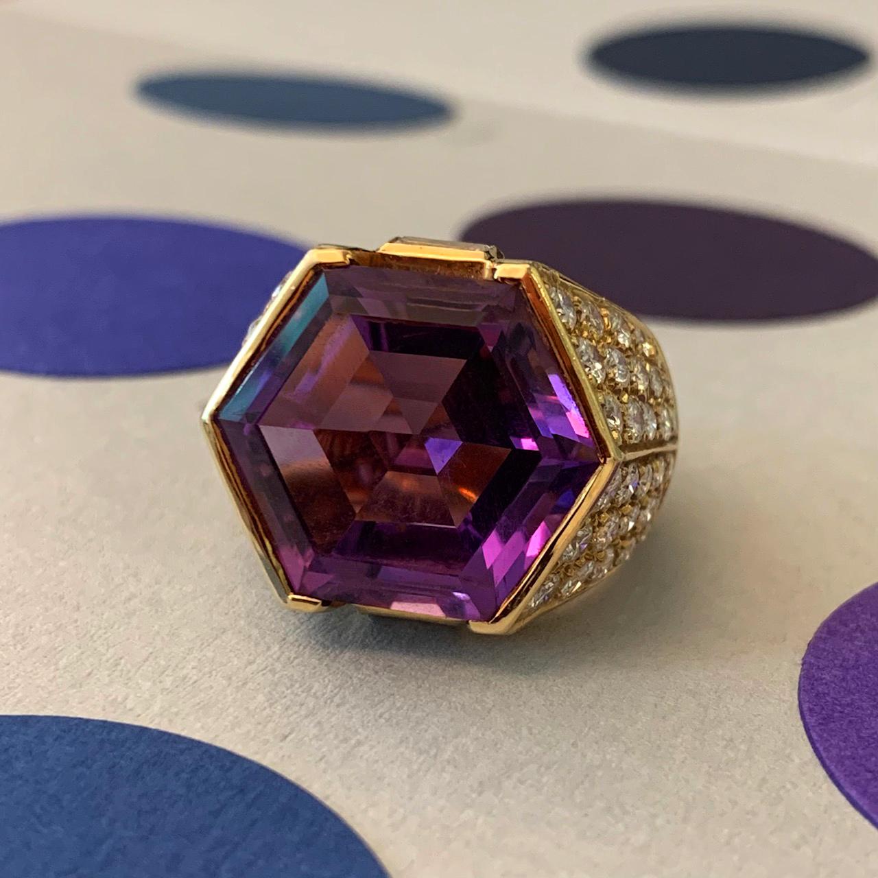 Amethyst, Diamond and Gold Ring In Excellent Condition In New York, NY