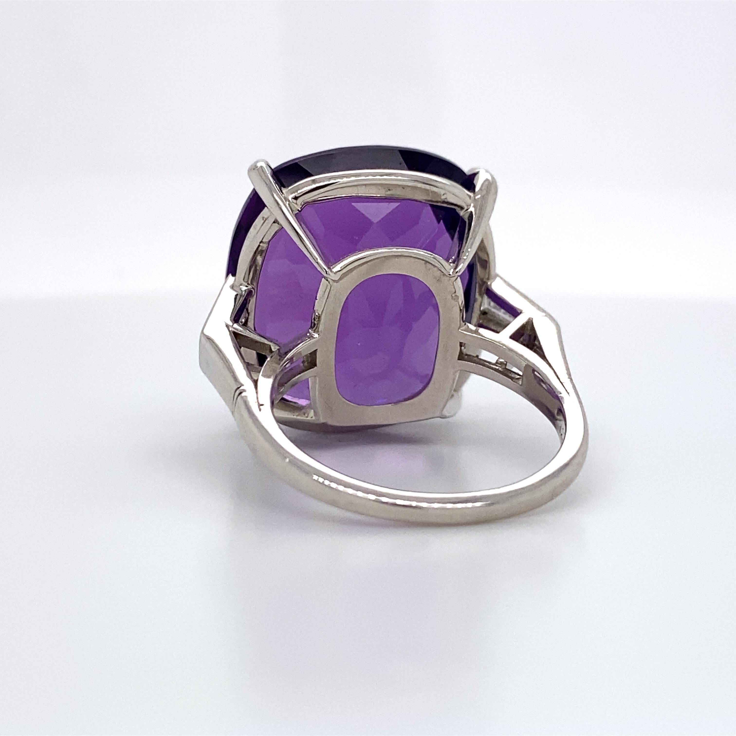 HARBOR D. Amethyst Diamant Cocktail Ring 20 Karat 14 Karat Weißgold 7