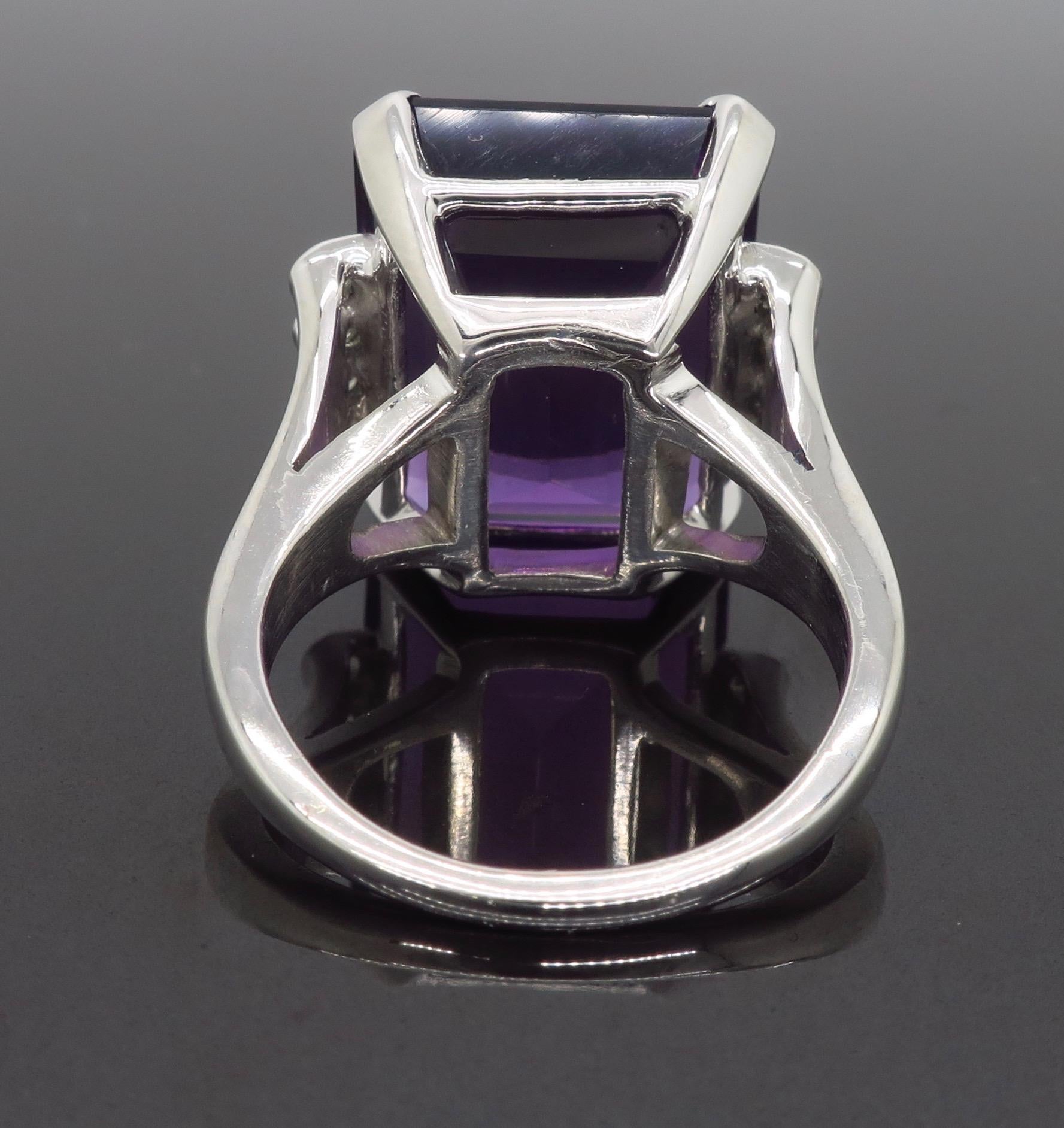 Women's or Men's Amethyst and Diamond Cocktail Ring For Sale