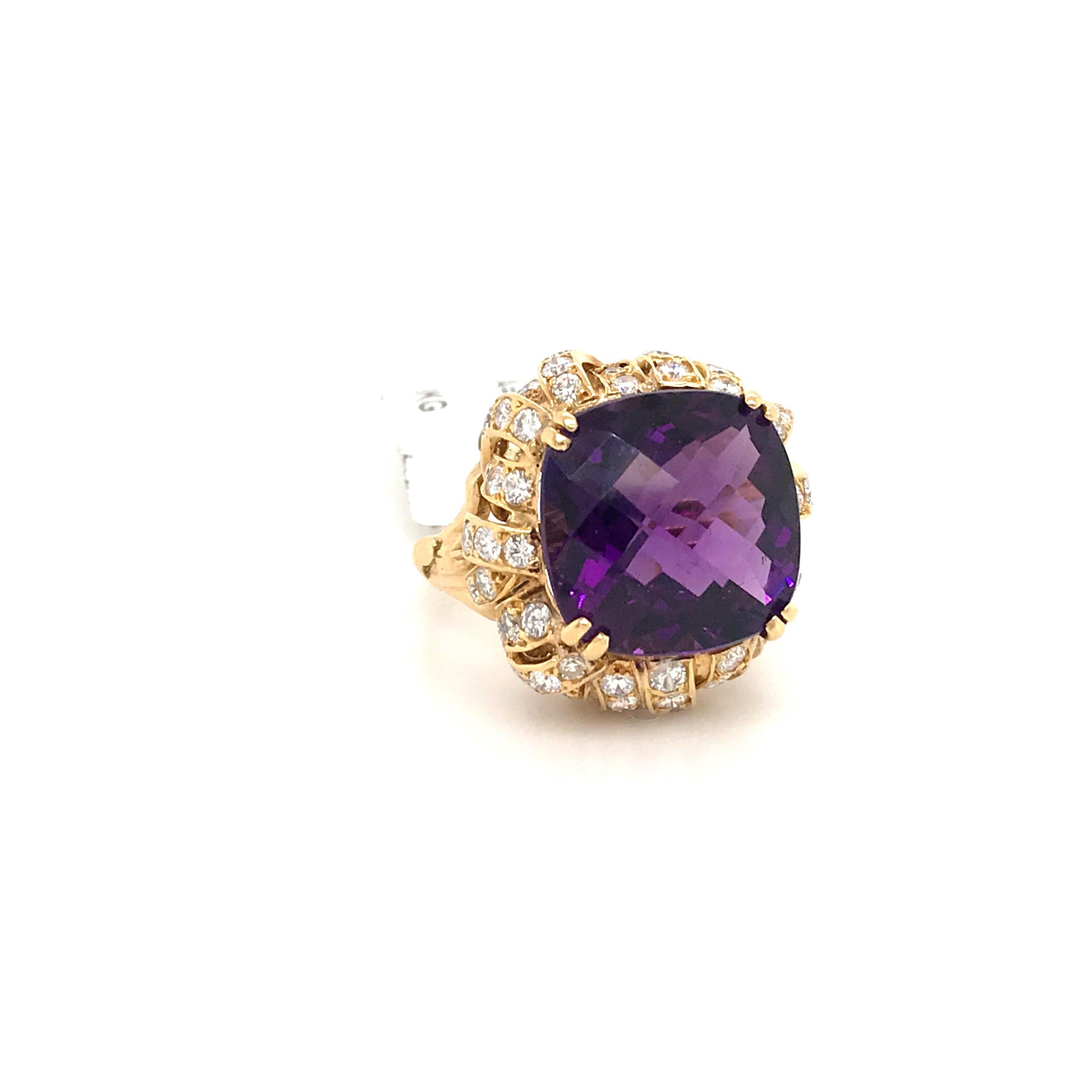18K Yellow gold ring featuring one cushion cut Amethyst weighing 20 carats flanked with diamond petal motif weighing 3 carats.

Color G
Clartiy VS-SI

Ring is sizeable. 

Amethyst: 14.91 mm x 15.19 mm