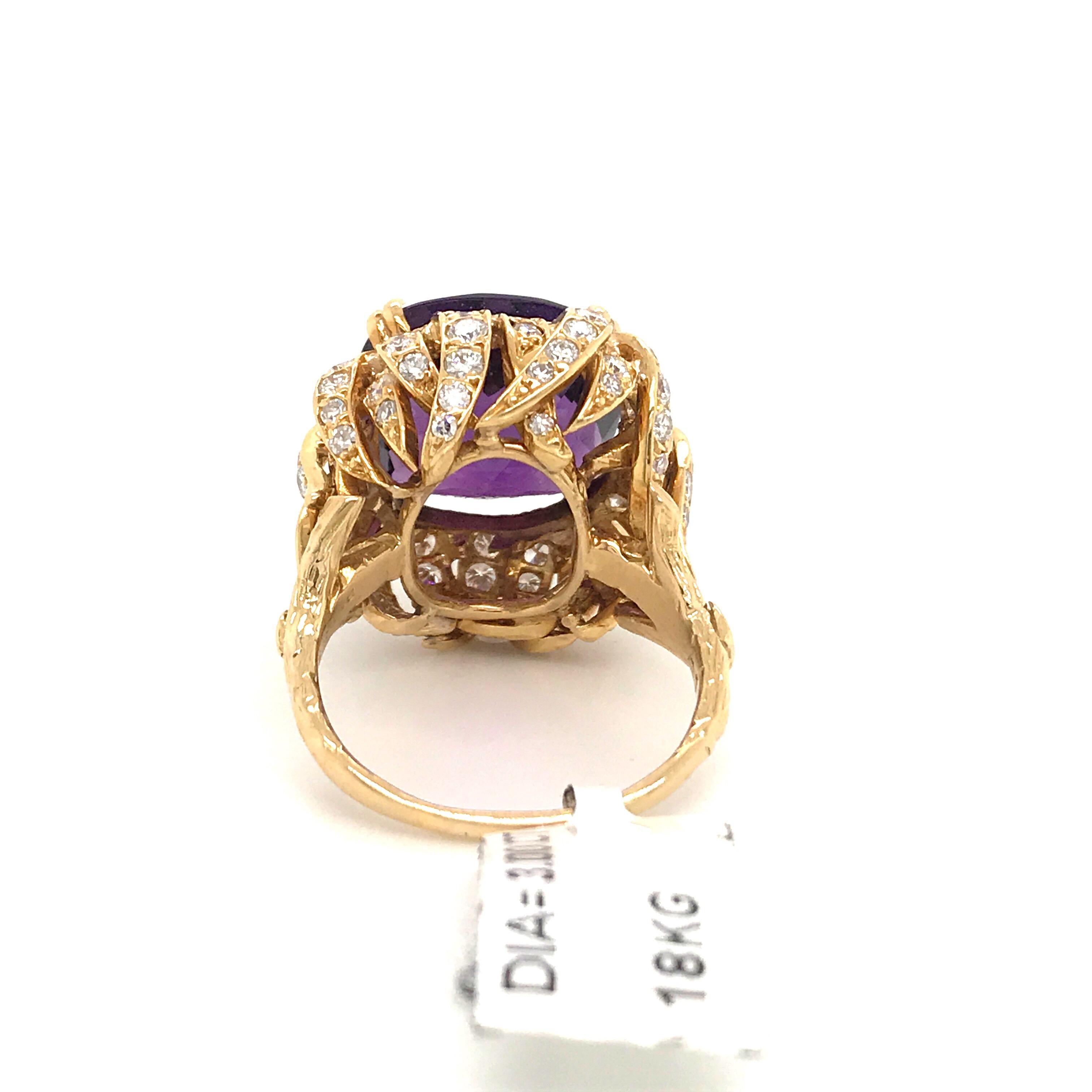 Amethyst Diamond Gold Cocktail Ring 23 Carat 18 Karat Yellow Gold 1