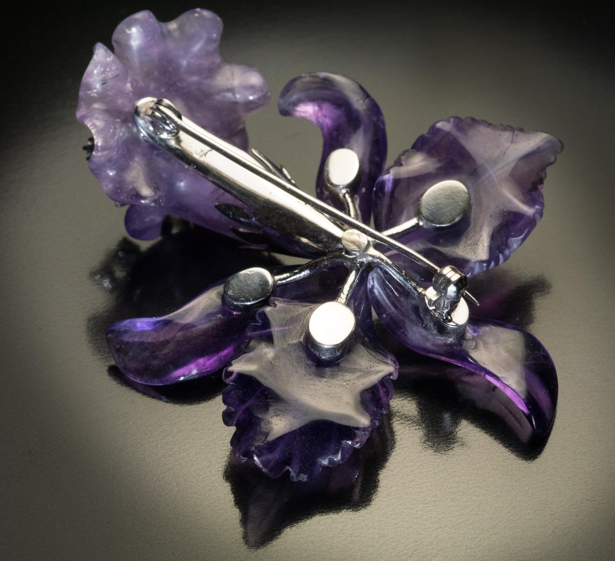 Amethyst Diamond Gold Orchid Brooch Pin, 1950s In Excellent Condition In Chicago, IL
