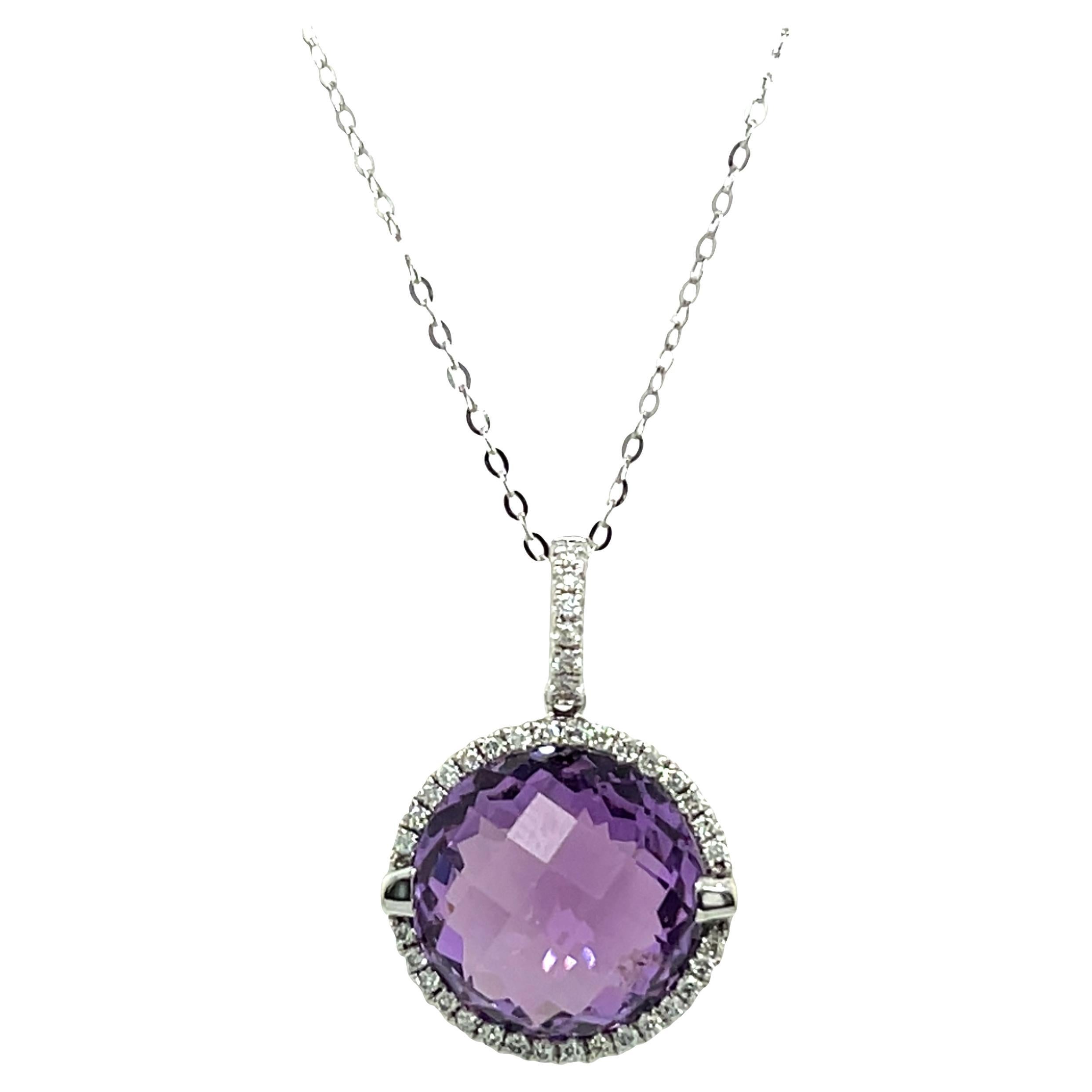 Colgante de amatista y diamantes en oro blanco de 18 ct