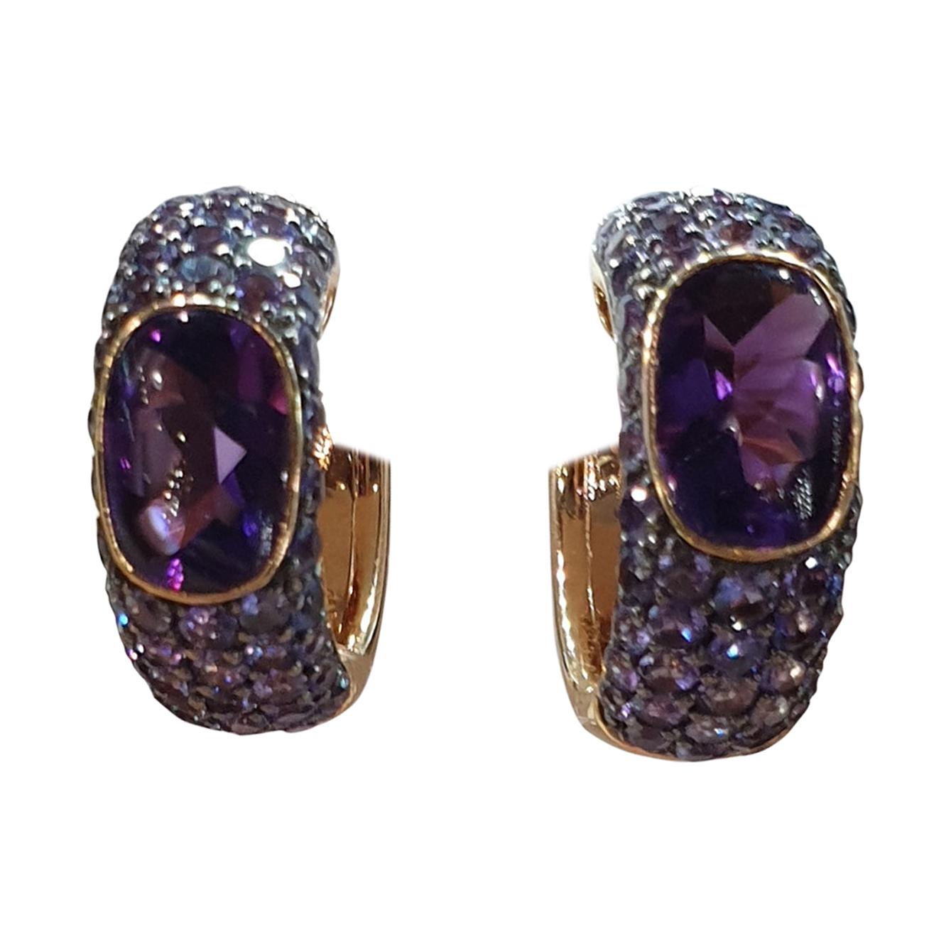 18 Karat Klappbrisur-Ohrringe mit Amethyst und lila Saphir aus 18 Karat Gold