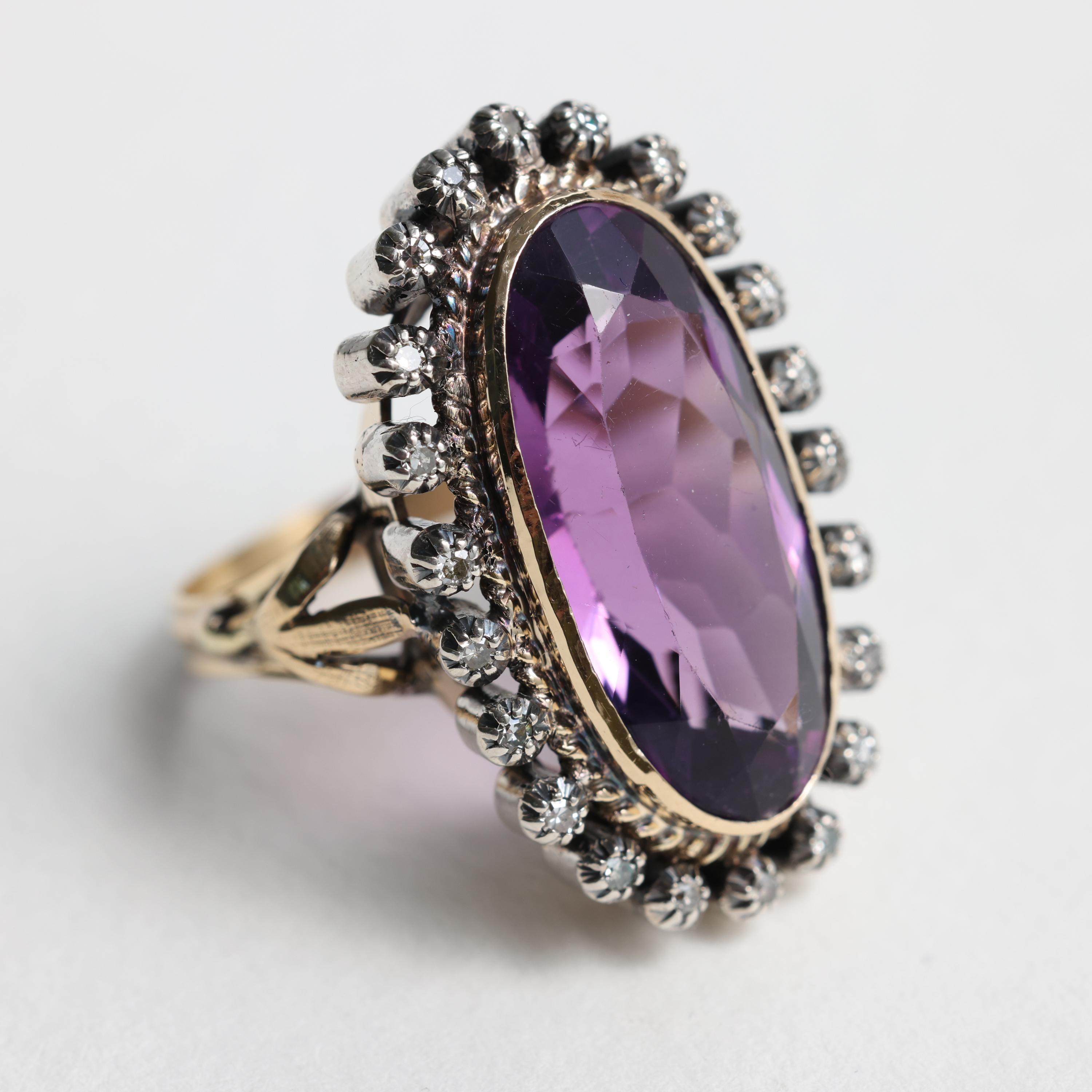 Amethyst & Diamond Ring 11 Carats, Victorian Circa 1890s Unisex For Sale 2